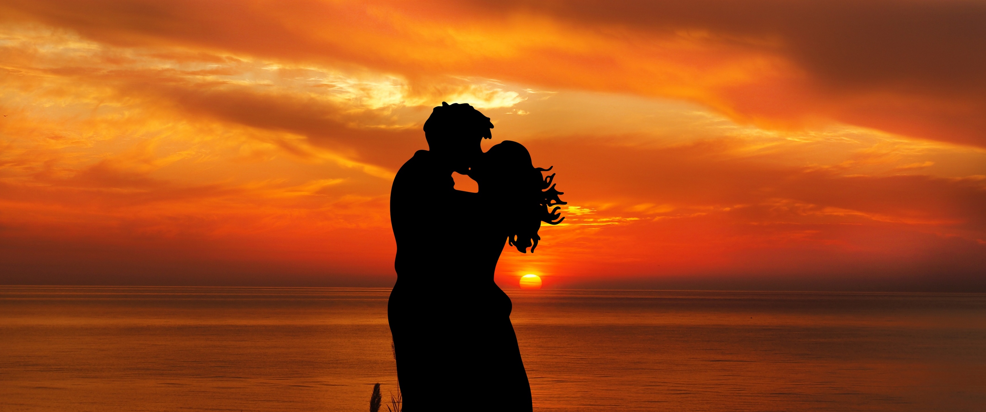 Couple Wallpaper 4K, Romantic kiss, Silhouette, Sunset