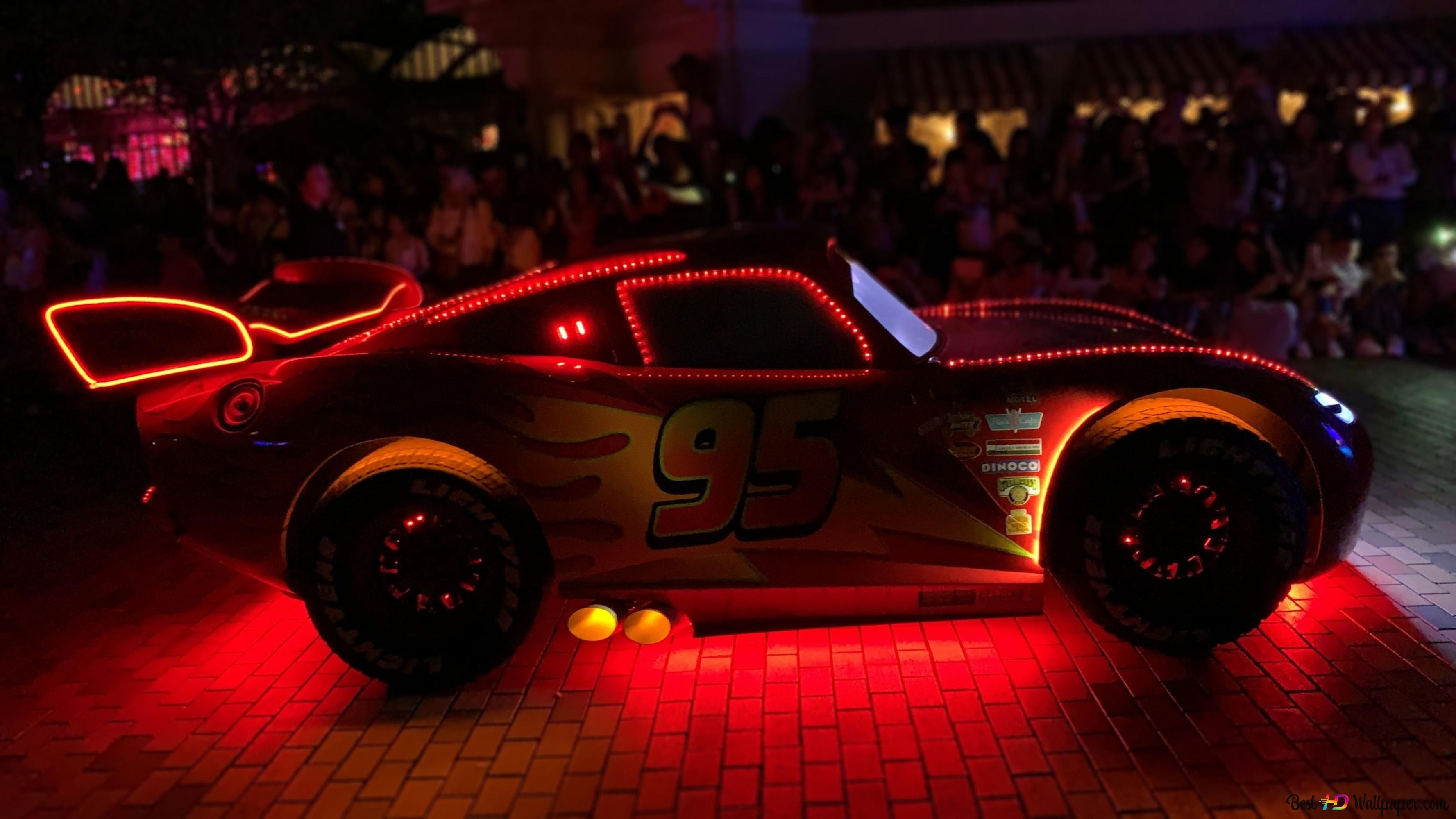 Mcqueen Cars during the Disneyland Theme park parade 4K wallpaper download