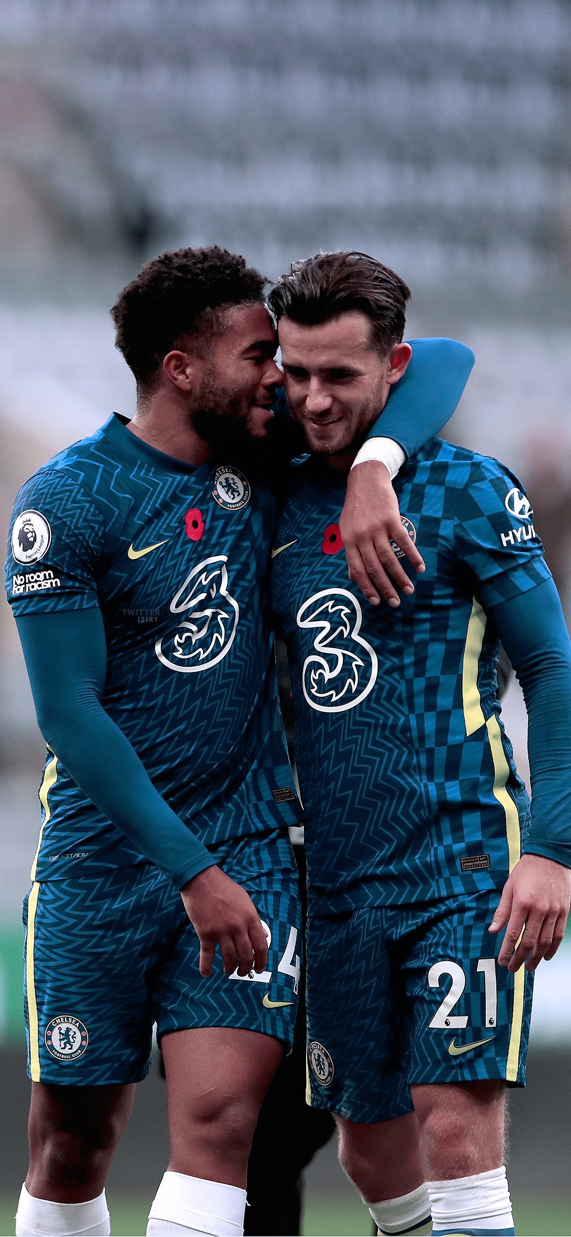 Tadic #Wallpaper └