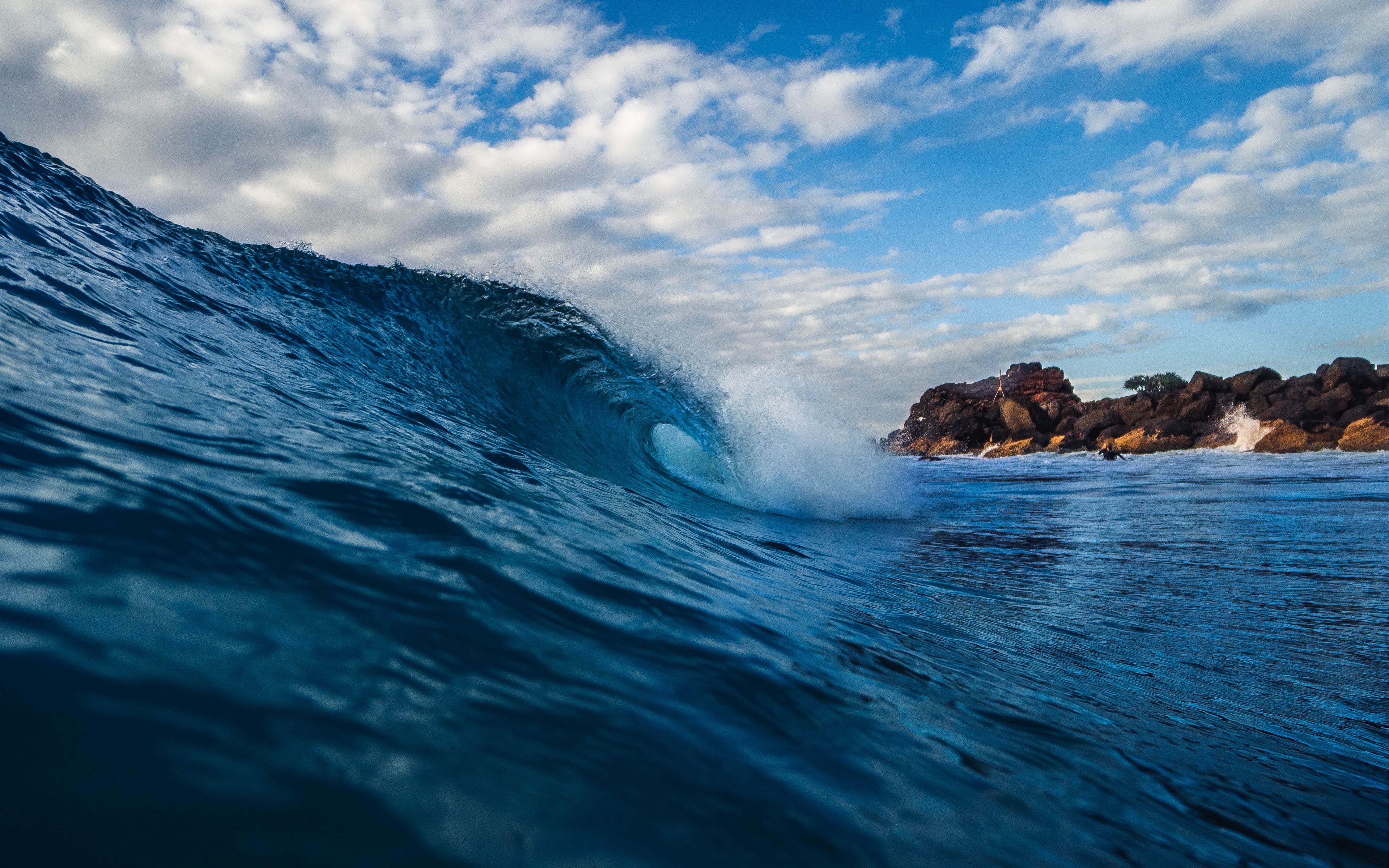 Waves in the sea Wallpaper 4k Ultra HD