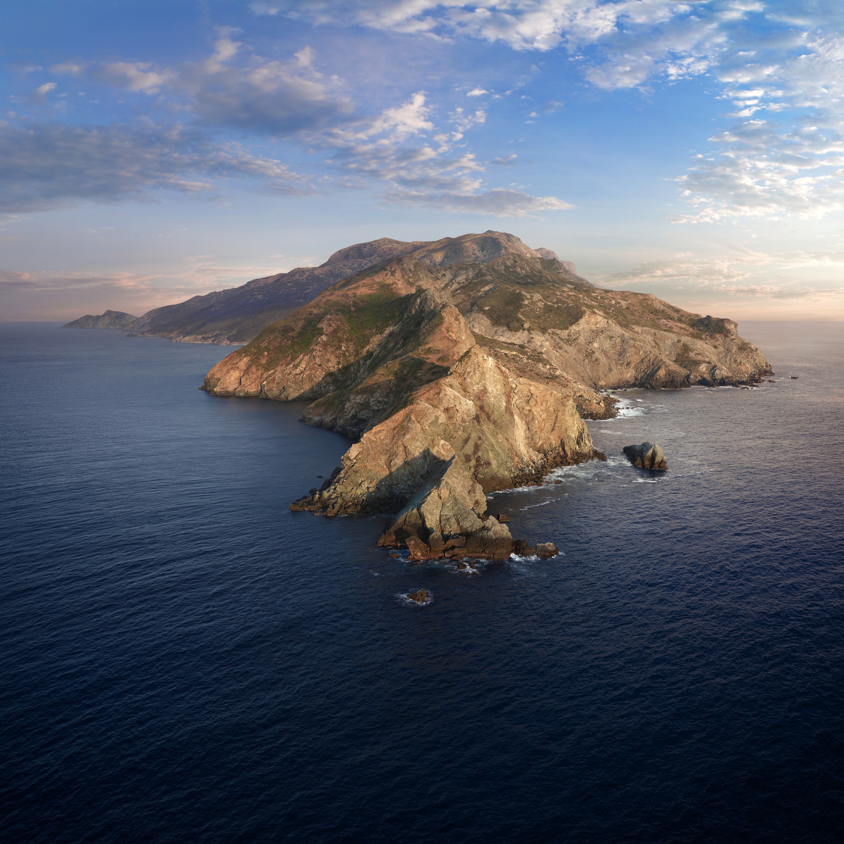 macOS Catalina Wallpaper 4K, Mountains, Island, Morning, Stock