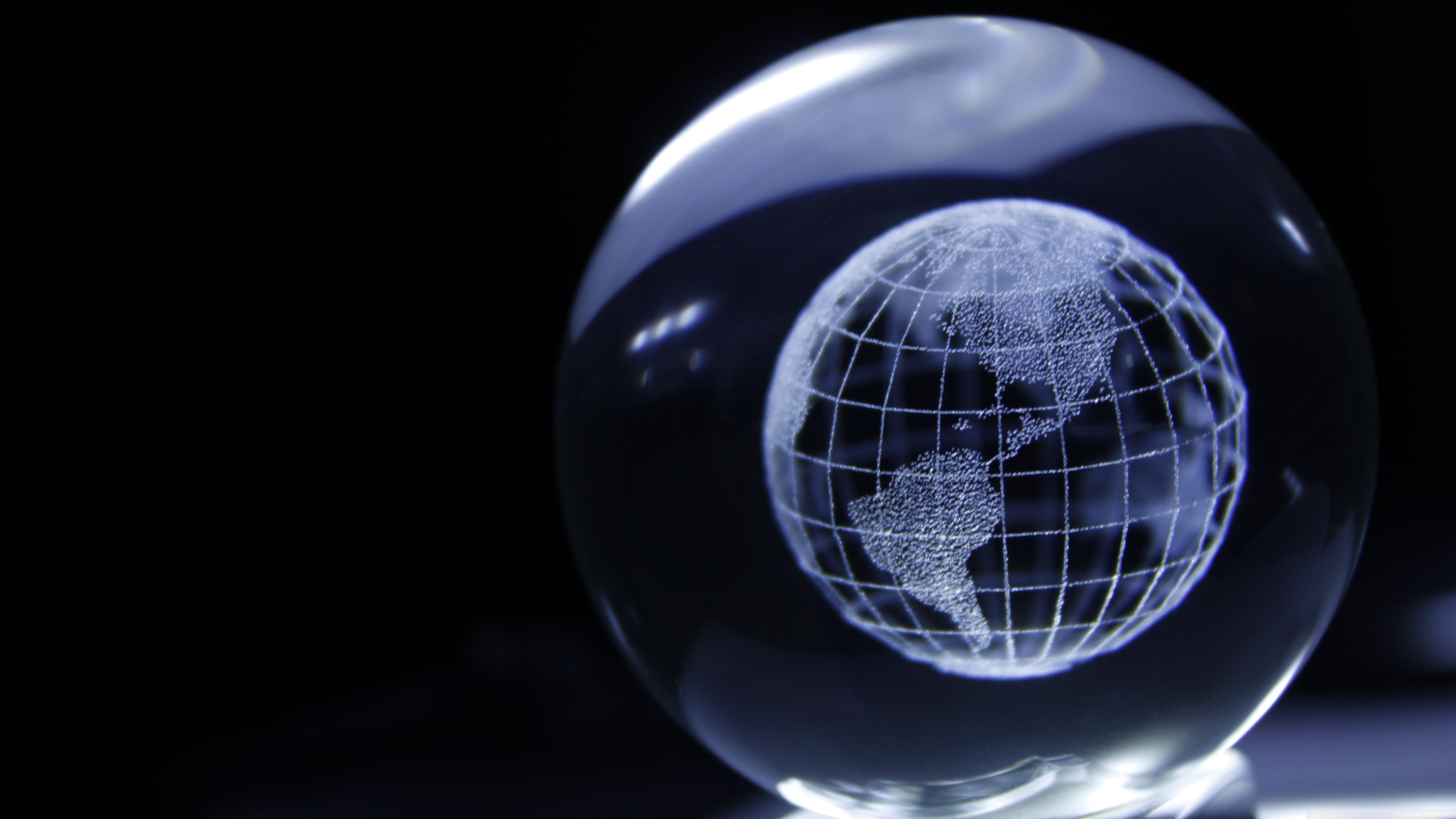 Crystal Globe Ultra HD Desktop Background Wallpaper for 4K UHD TV, Widescreen & UltraWide Desktop & Laptop, Tablet