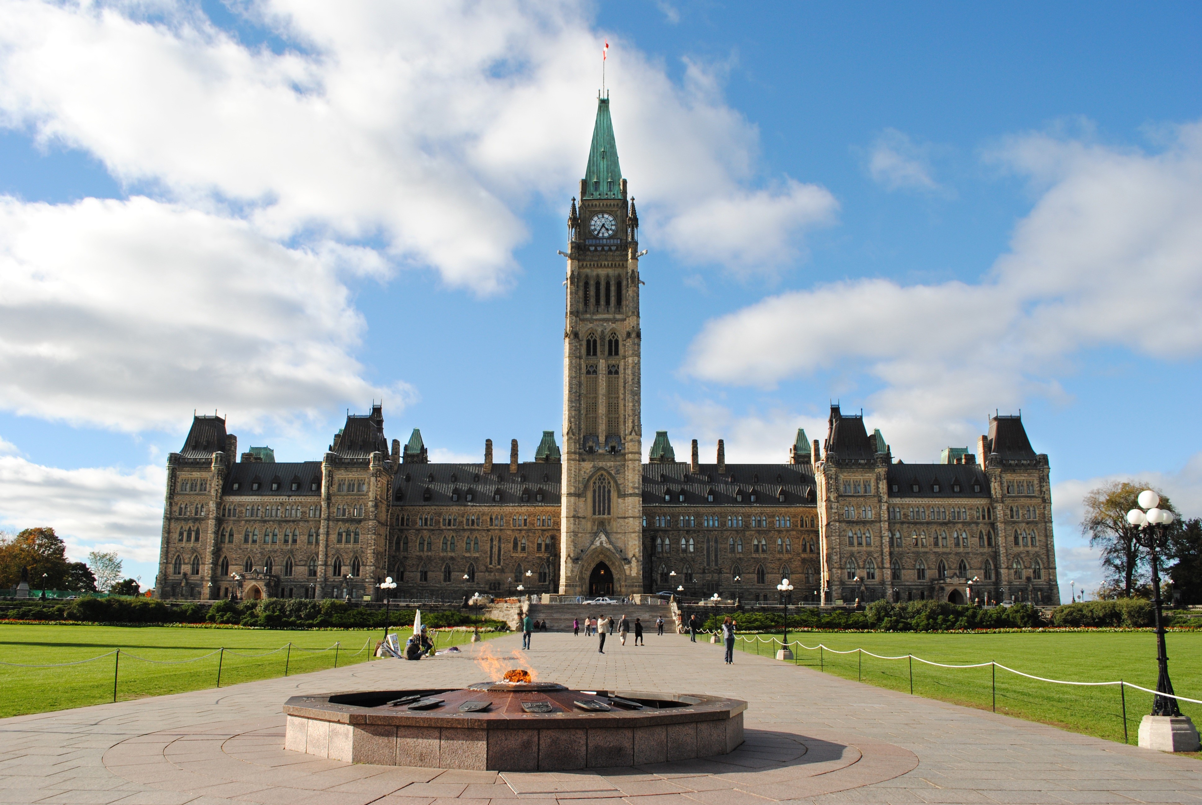 Wallpaper / canada, tourism, building, parliament, plant, concrete, historic, the past, outdoors, architecture, ottawa, history, cloud, blue, brown, hill, city free download