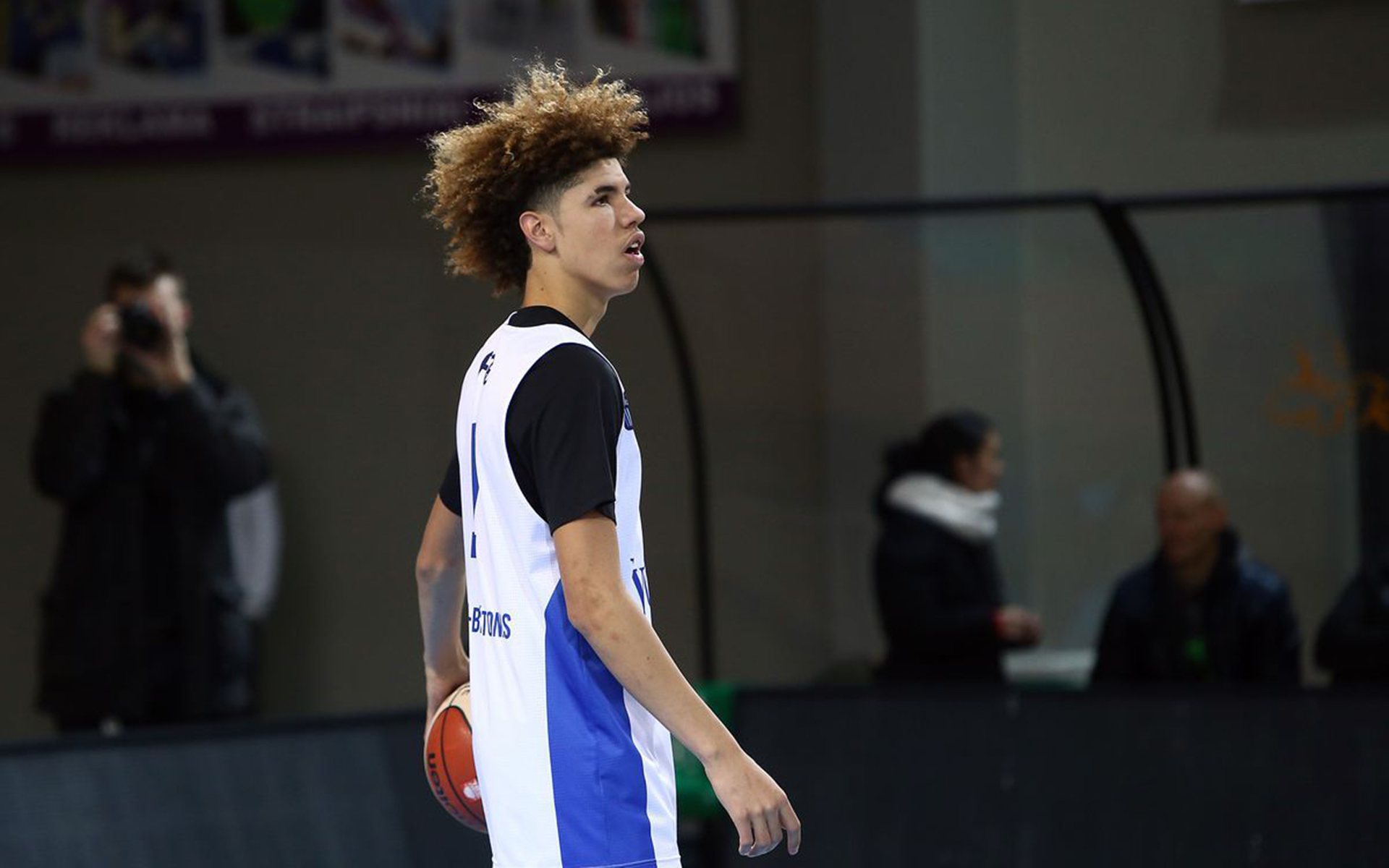 LaMelo Ball Wallpaper HD Free download