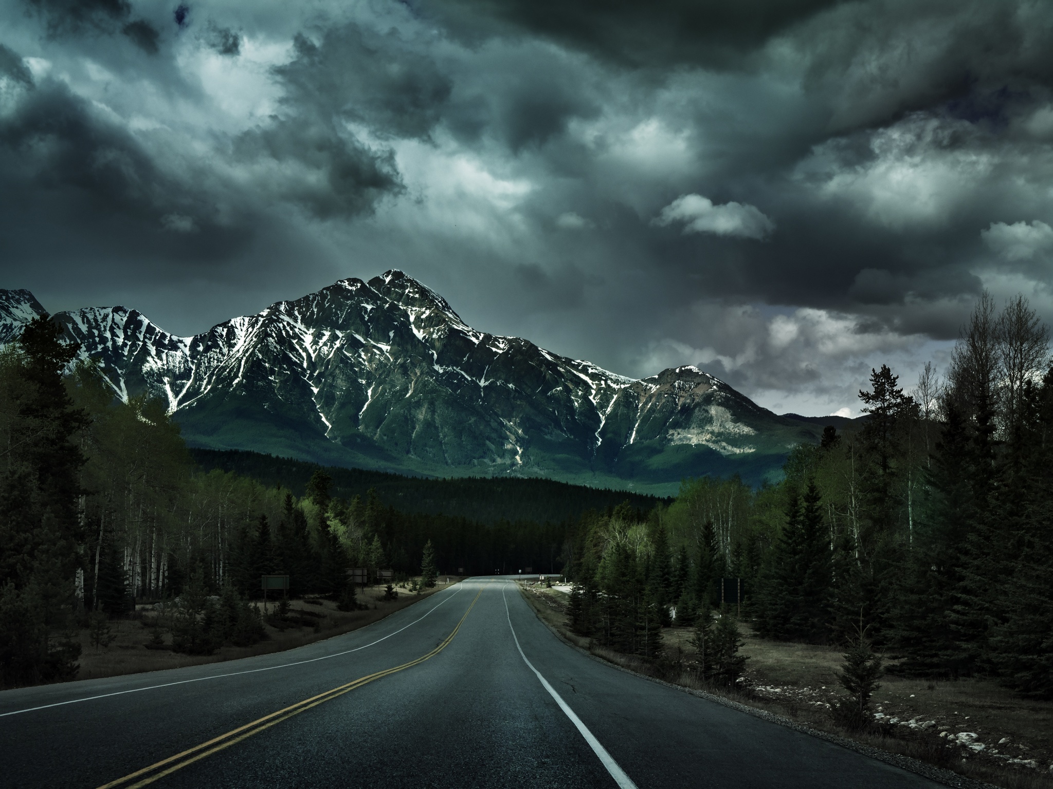 Endless Road Wallpaper 4K, Canadian Rockies, Dark clouds