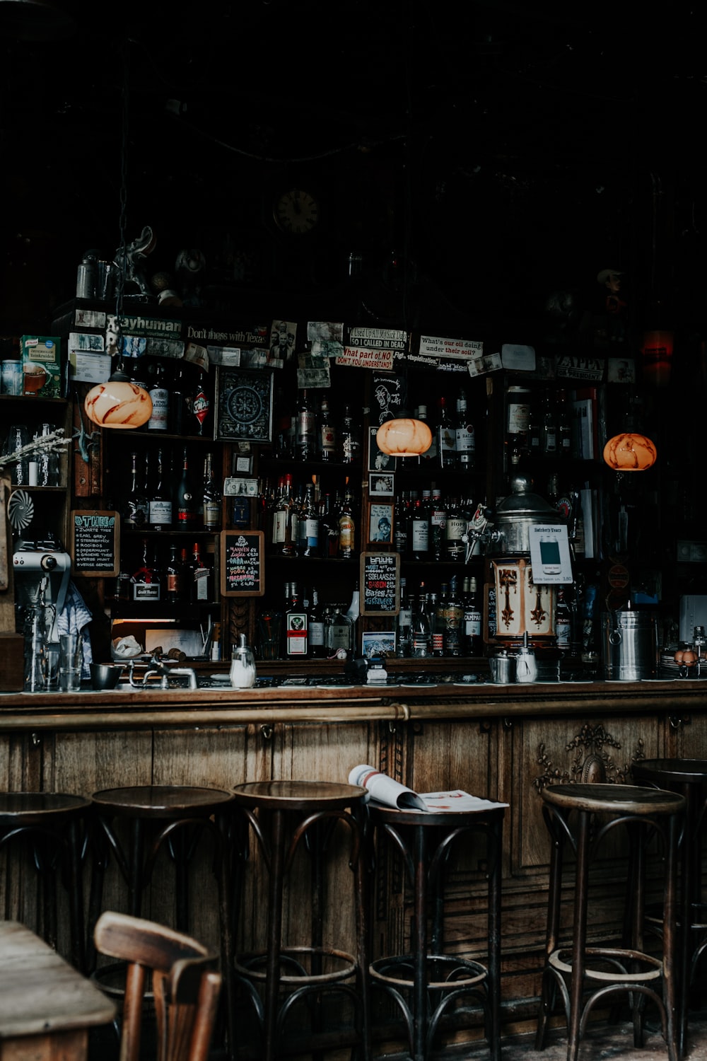 Dive Bar Picture. Download Free Image