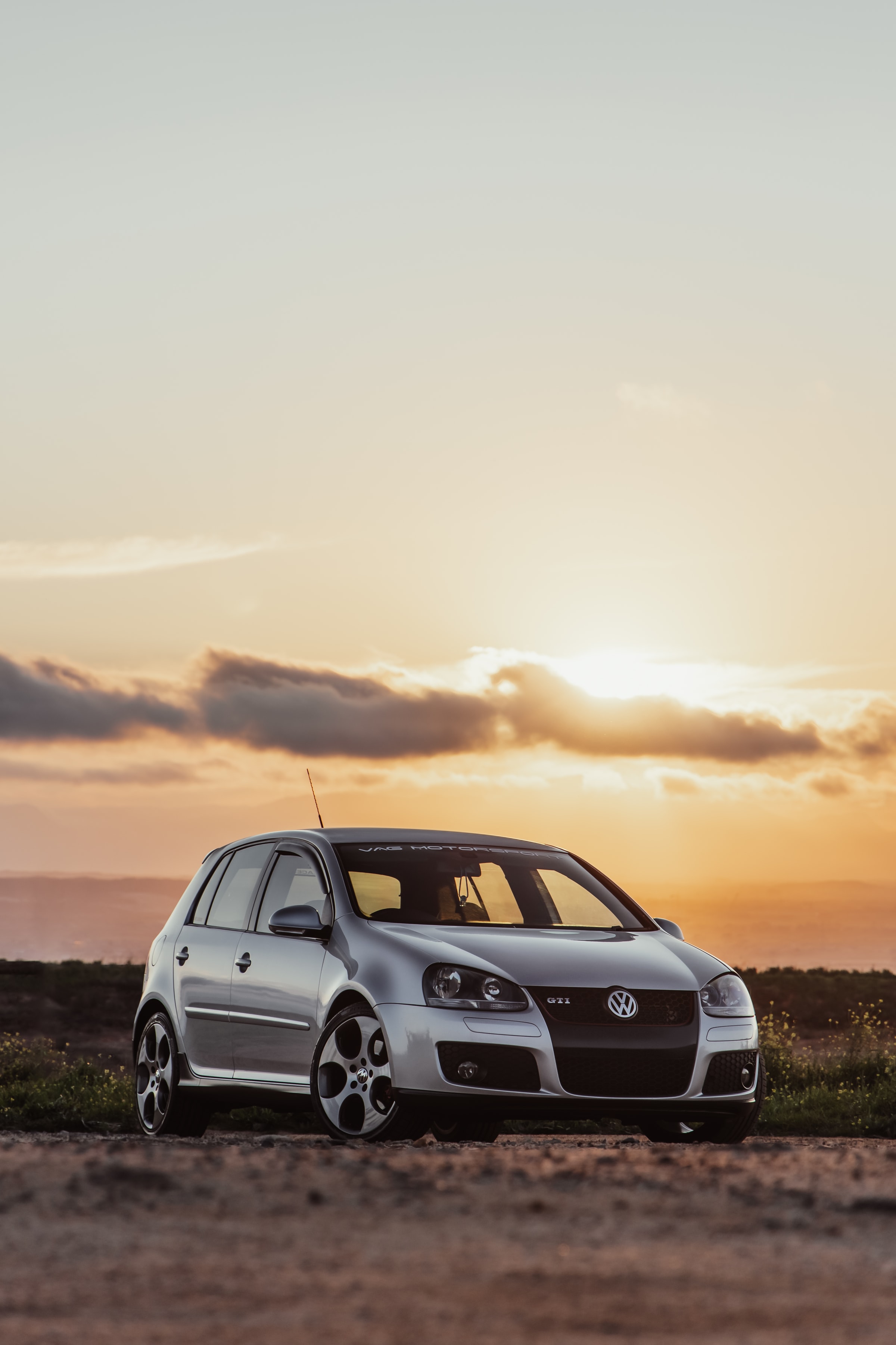 Download Volkswagen Golf Mk5 wallpaper for mobile phone, free Volkswagen Golf Mk5 HD picture