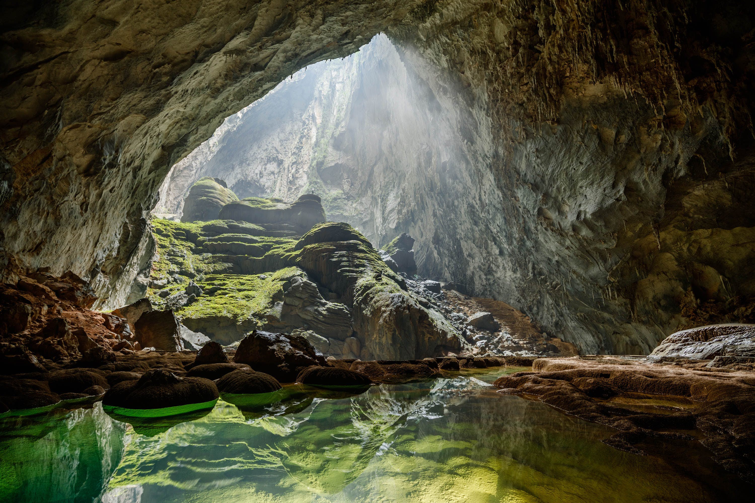 How to explore the world's largest cave, Hang Son Doong, in Vietnam