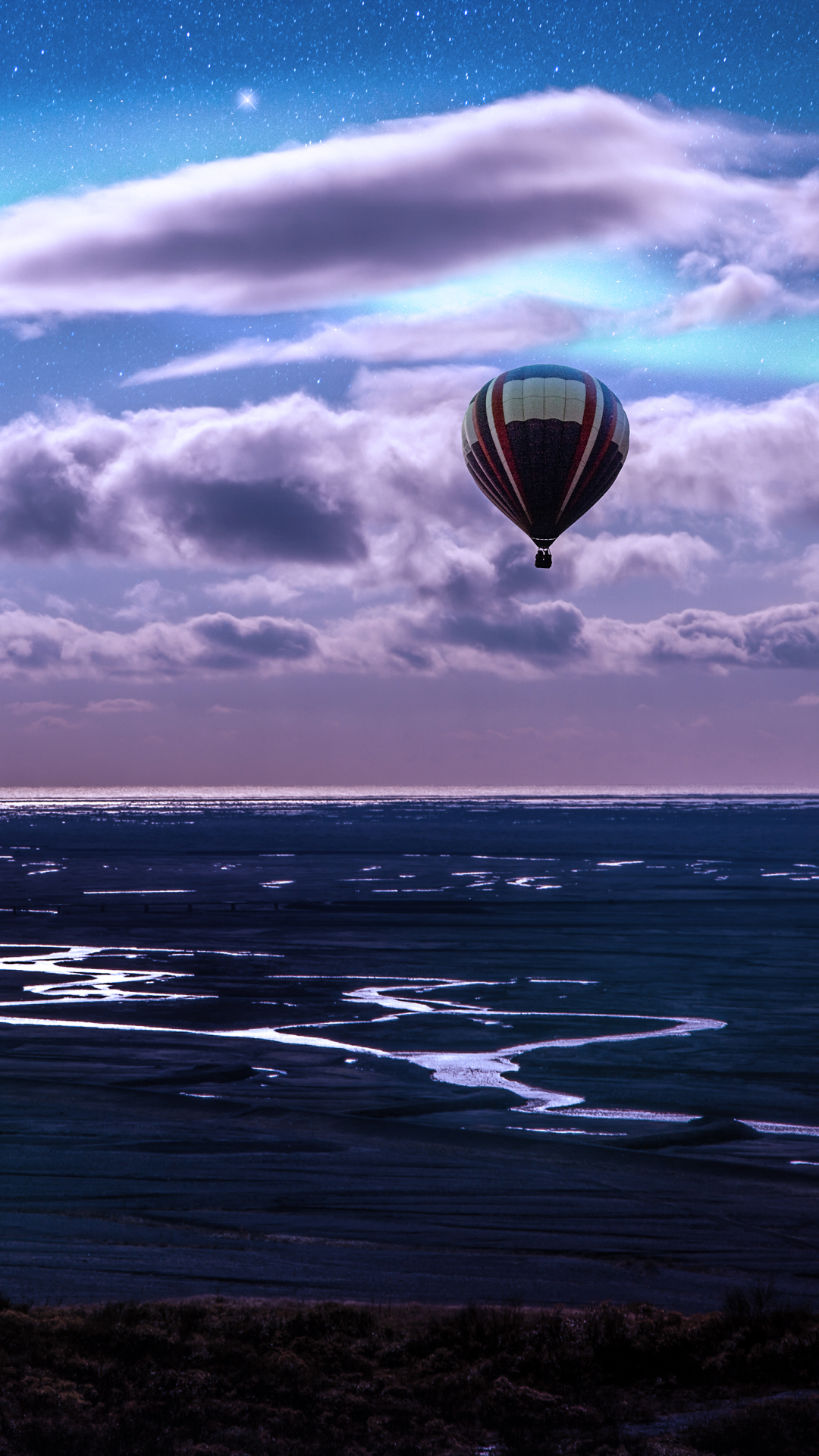 Balloon Wallpaper for iPhone 11, Pro Max, X, 8, 7, 6