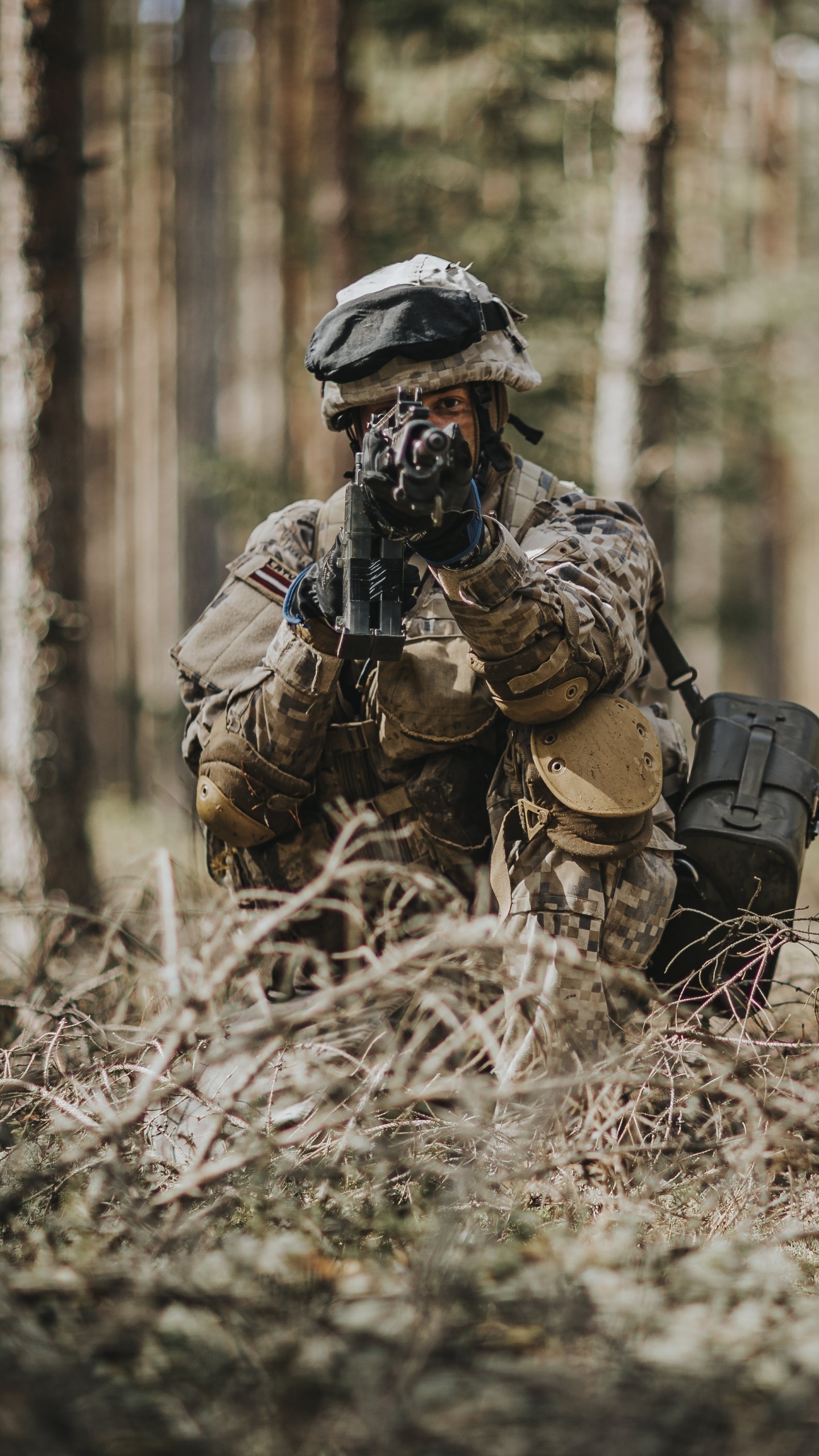 Wallpaper / Military Soldier Phone Wallpaper, Army, Weapon, 1440x2560 free download