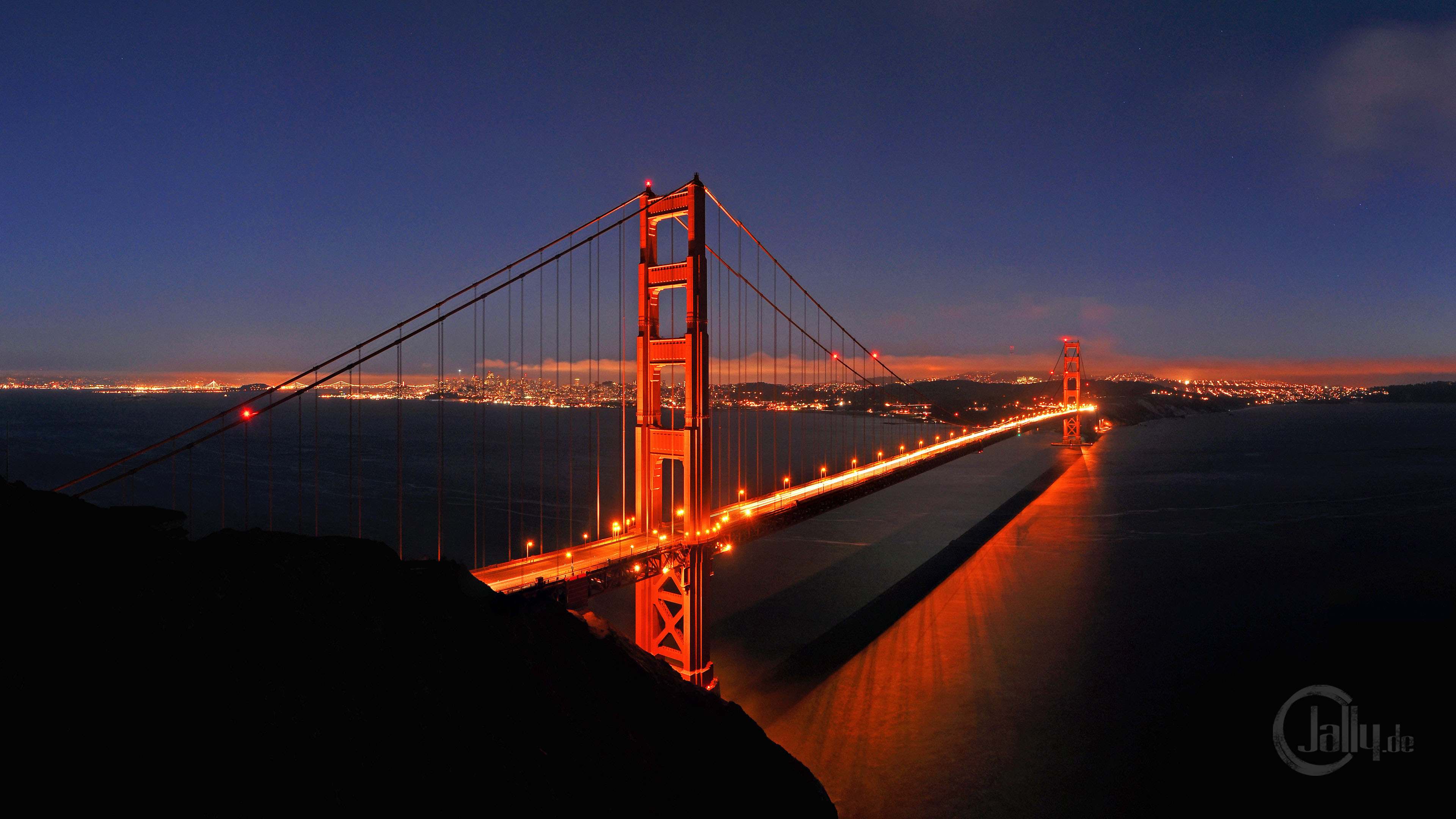 Golden Gate Bridge at Night States of America / San Francisco