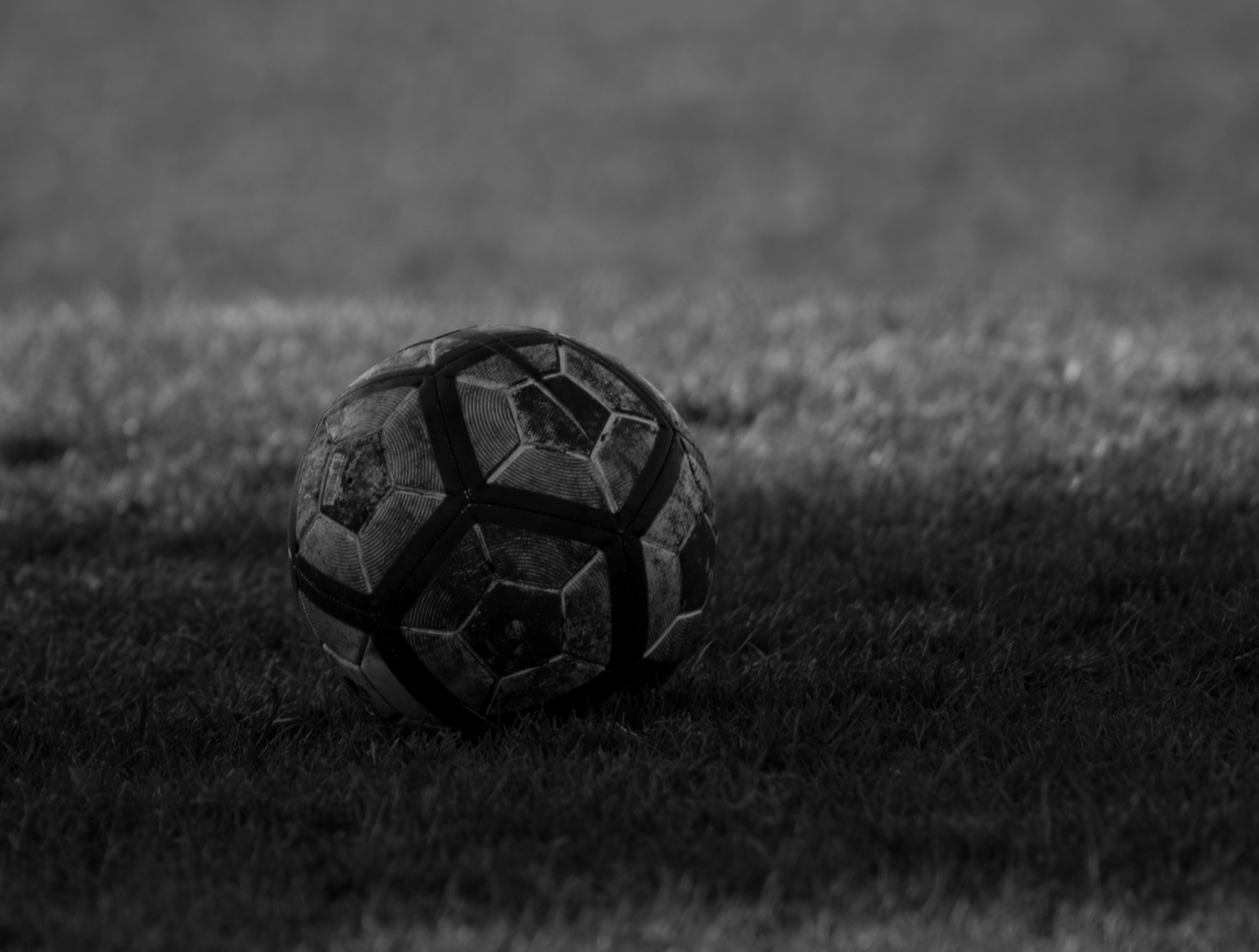 Wallpaper / monochrome black and white and football HD 4k wallpaper free download
