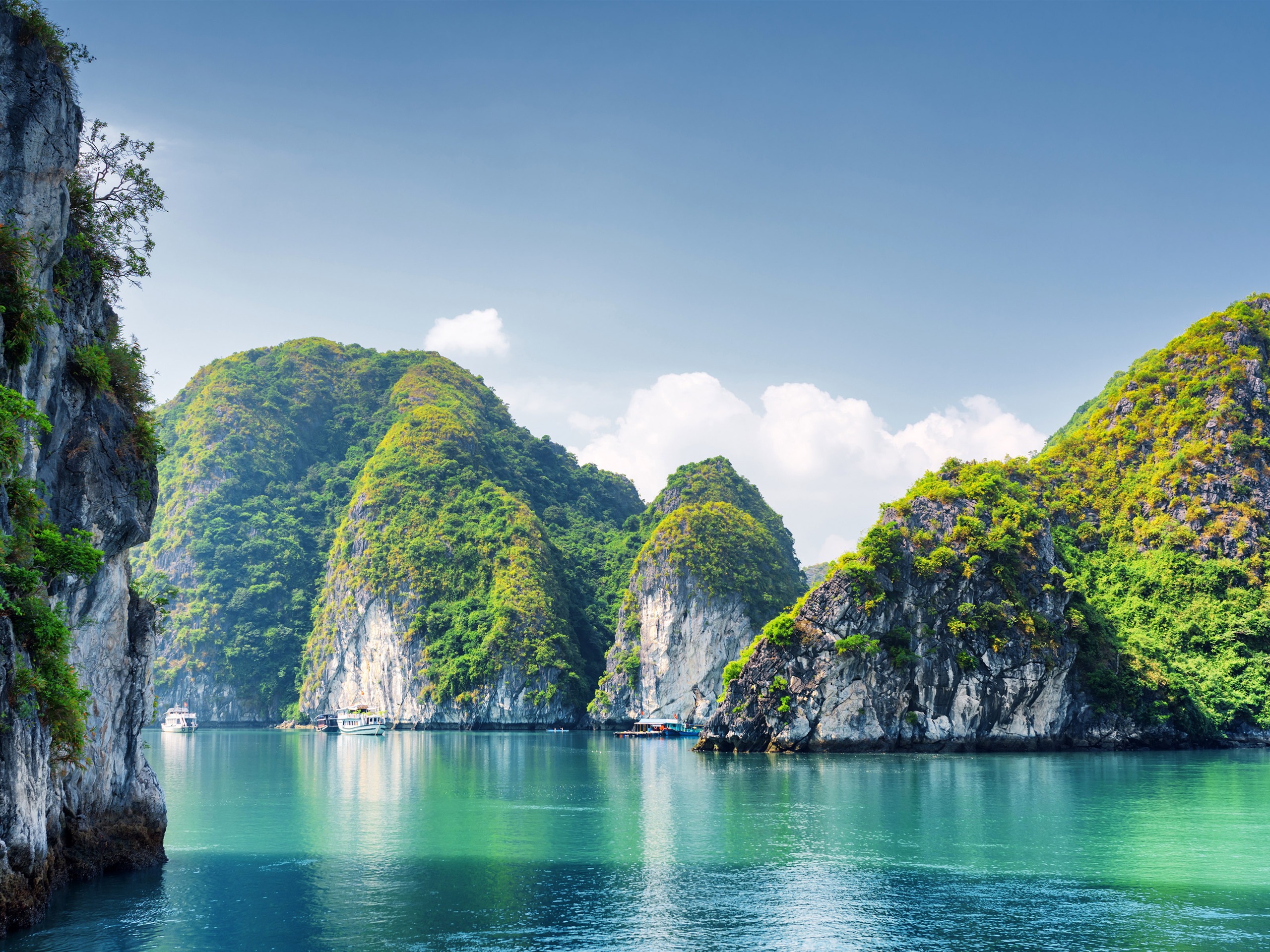 Vietnam summer Halong Bay rocky ocean 4K Ultra HD