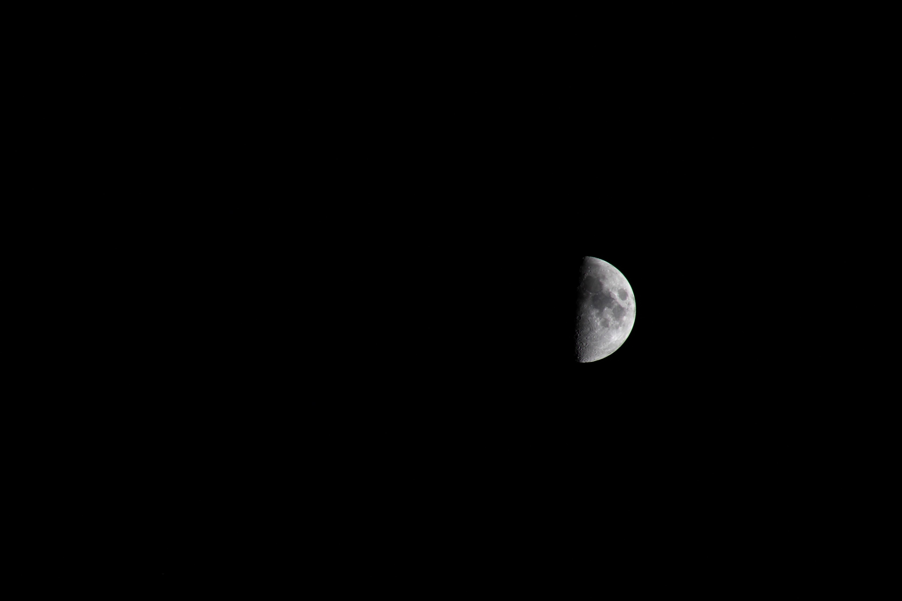 Wallpaper / moon half moon astronomy and galaxy HD 4k wallpaper free download