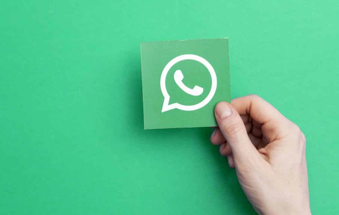 Como usar papéis de parede personalizados no WhatsApp Web