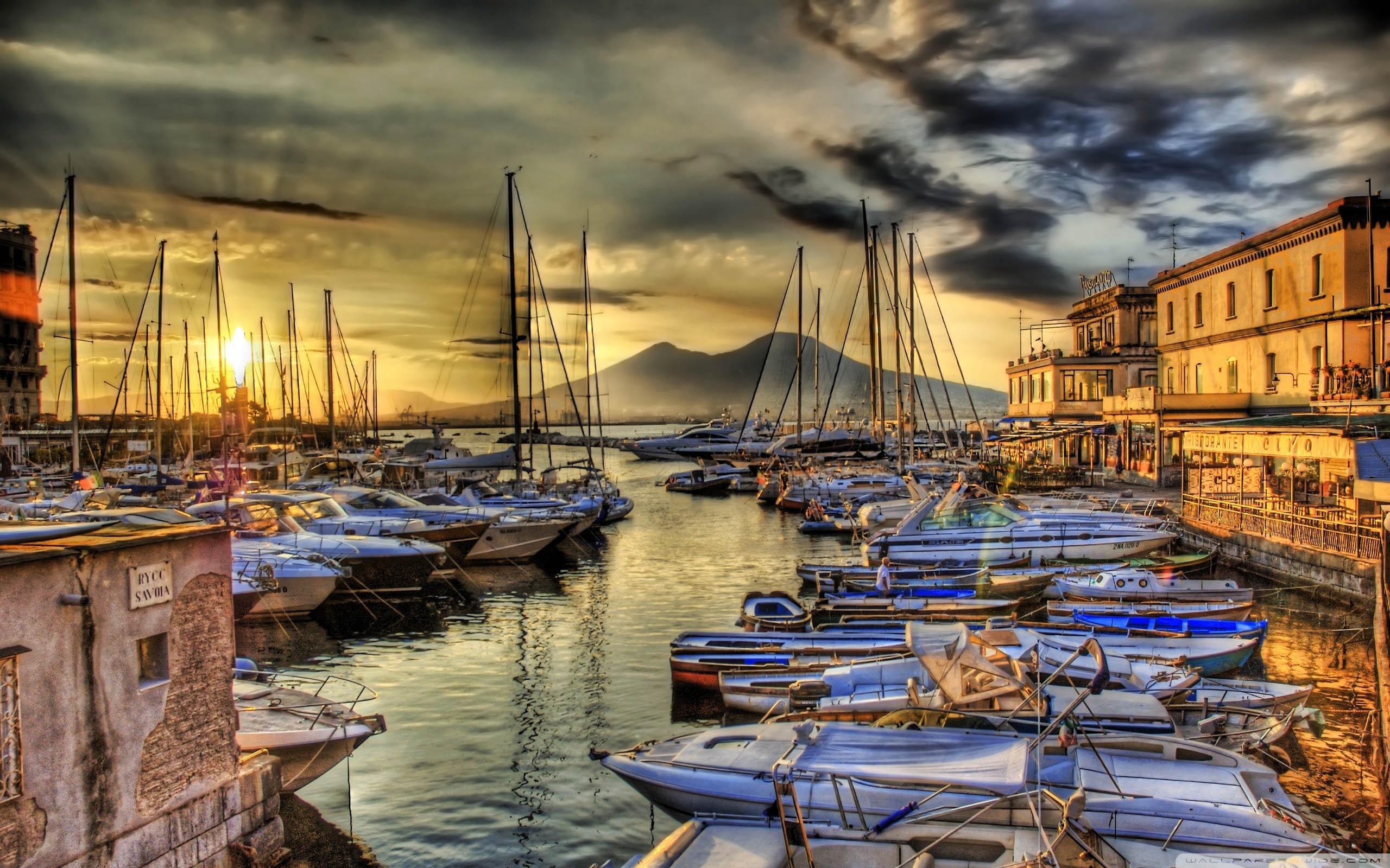 Naples Docks Ultra HD Wallpaper