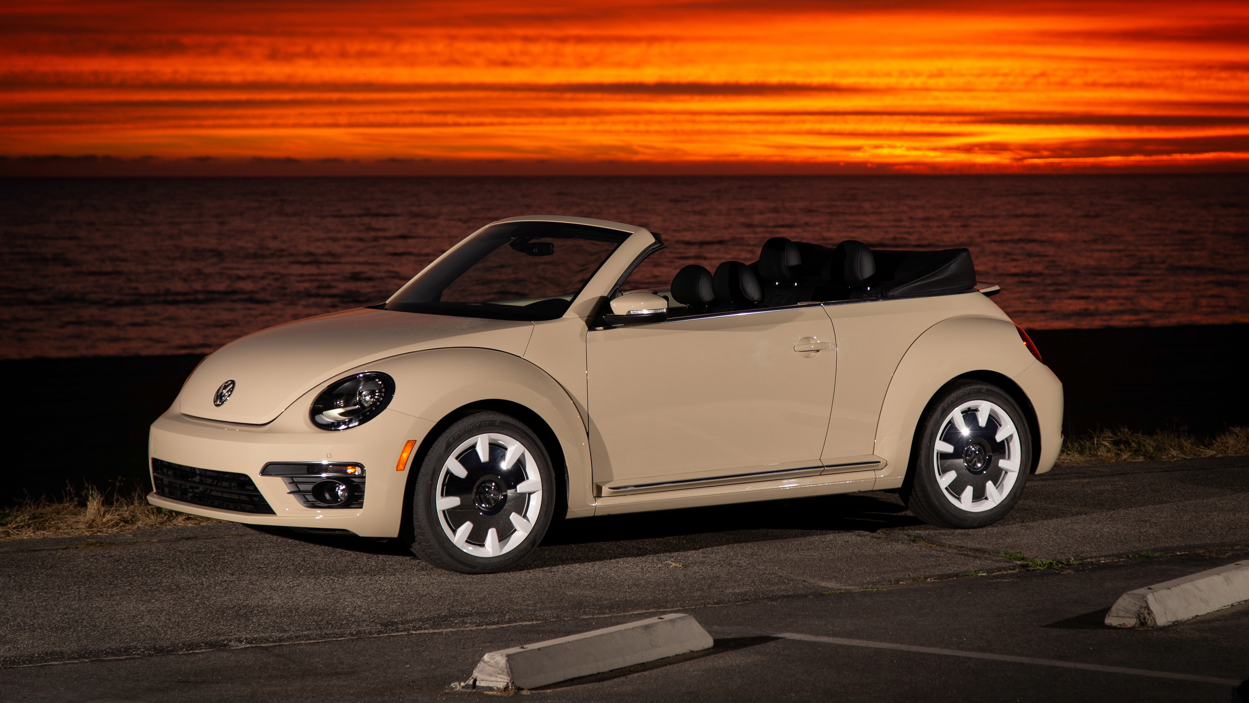 Volkswagen Beetle SEL Final Edition Convertible 4K Wallpaper Car Wallpaper