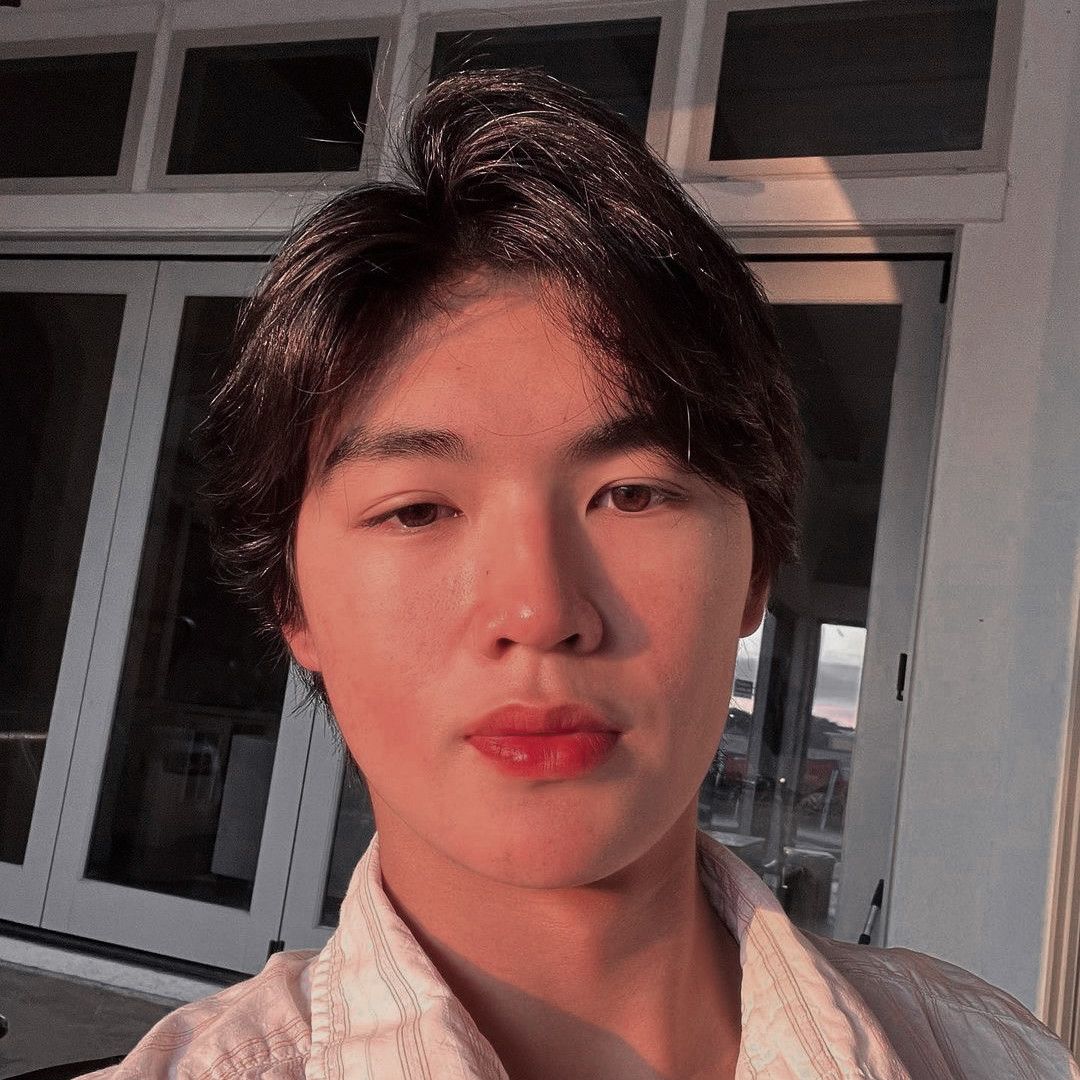 TRISTAN PRAVONG. Net worth, Long black hair, Favorite celebrities