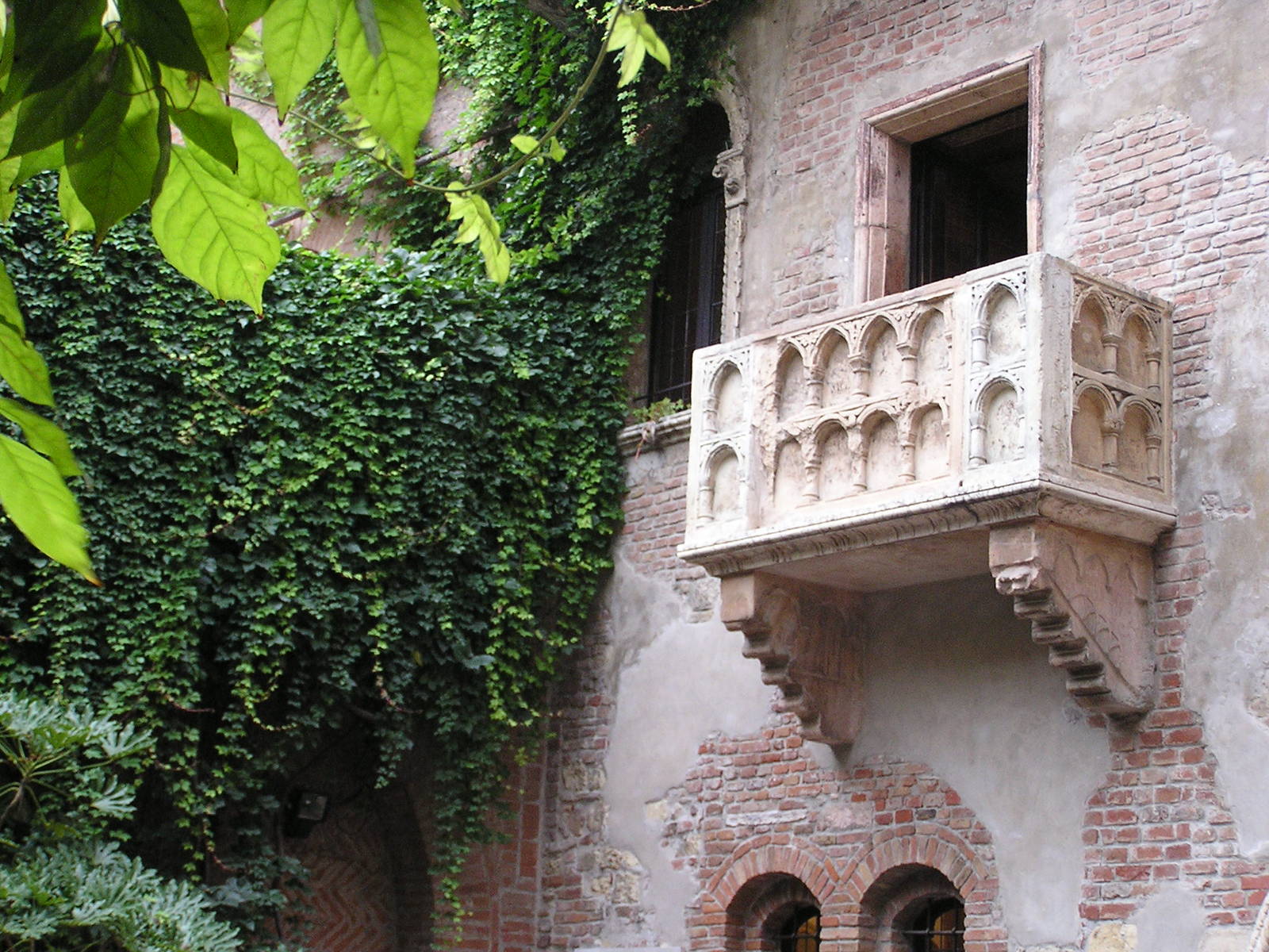 Verona, Romeo and Juliet balcony Free Photo Download