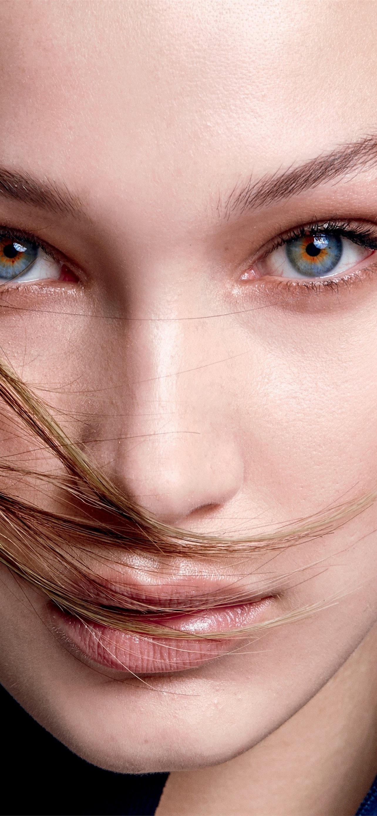 Bella Hadid Model Face Portrait Colorful Eyes Blue. iPhone Wallpaper Free Download