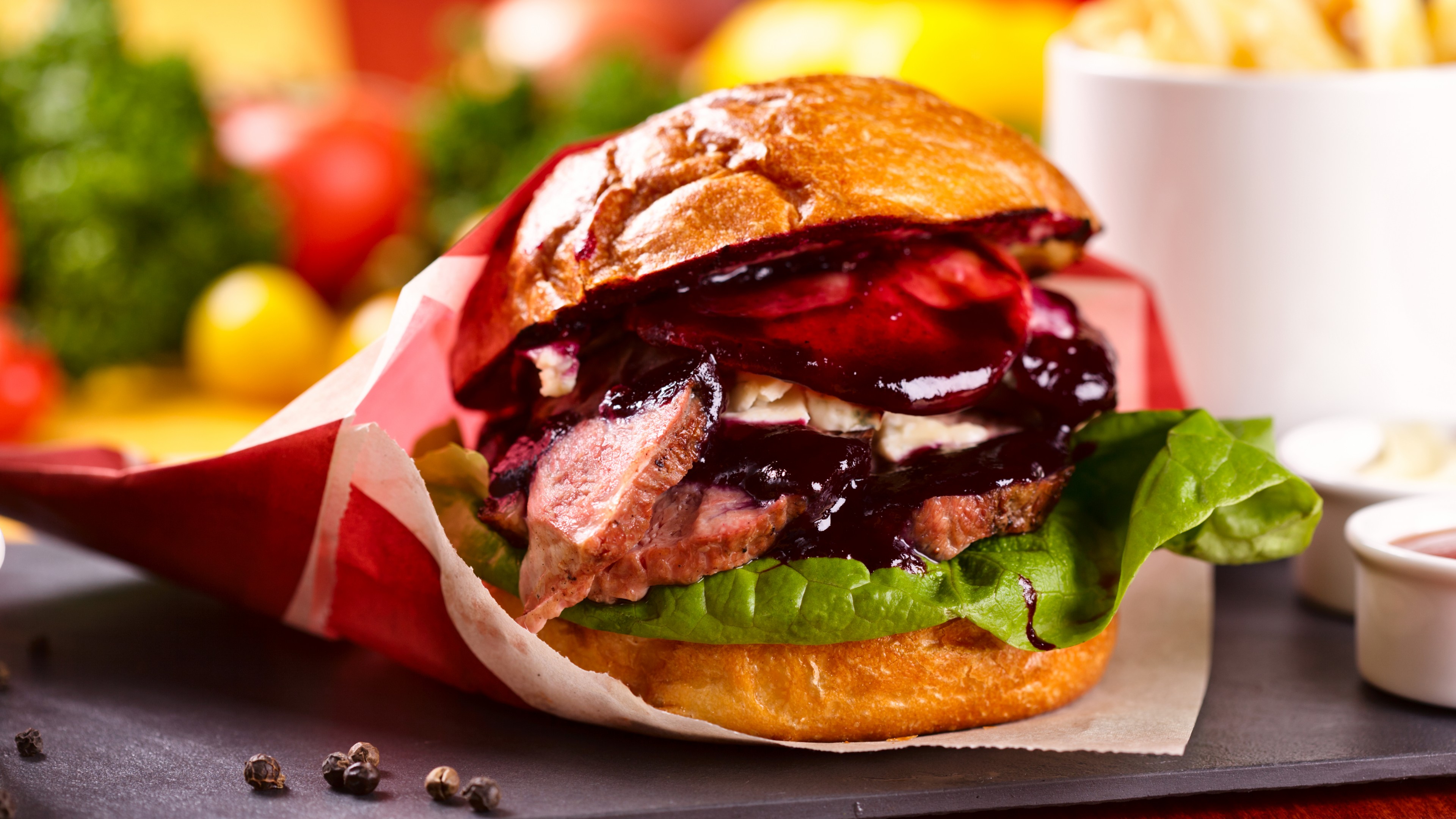 Wallpaper burger, fast food, bun, onion, sesame, saous, ketchup, tomatoes, steak, Salado, Food