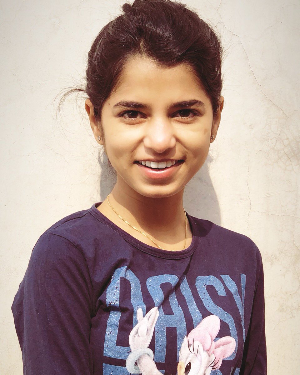 Maithili Thakur my soul smile through my heart and my heart smile through my eyes, that I may scatter rich smiles in sad hearts❤️ #qotd #maithilians Thank you for