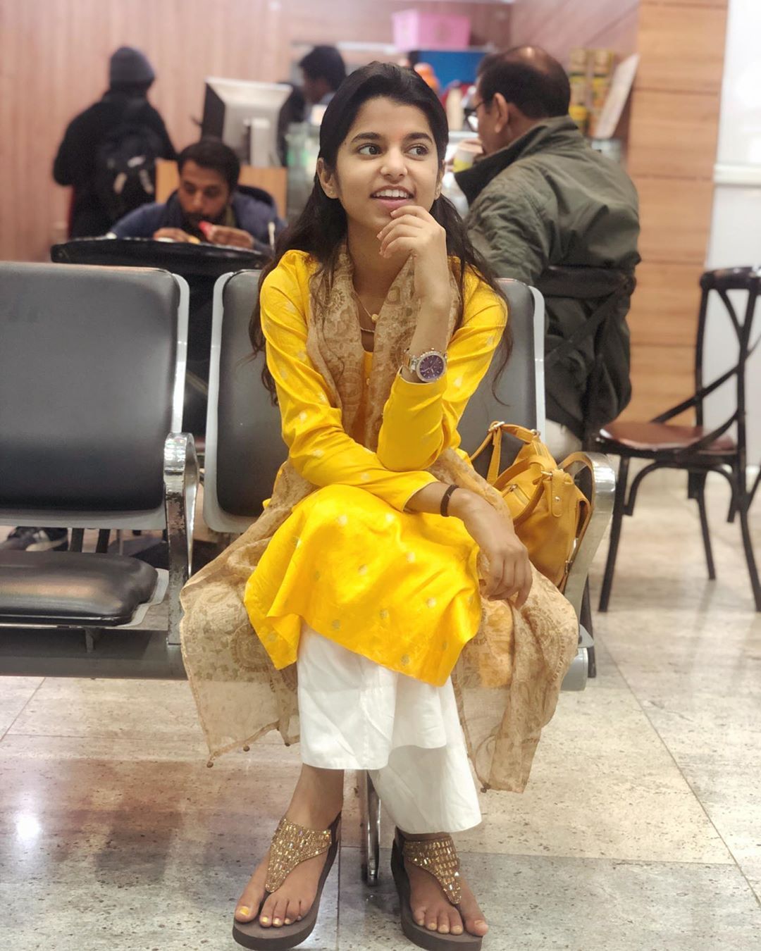 48.3 हज़ार पसंद, 528 टिप्पणियाँ पर Maithili R Thakur, “