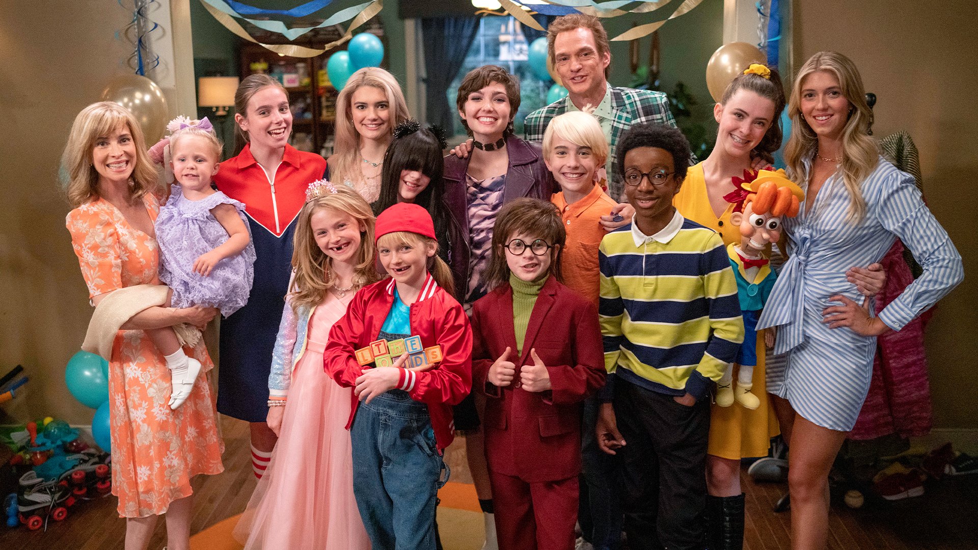 NickALive!: Nickelodeon Unveils 'The Really Loud House' Cast Photo