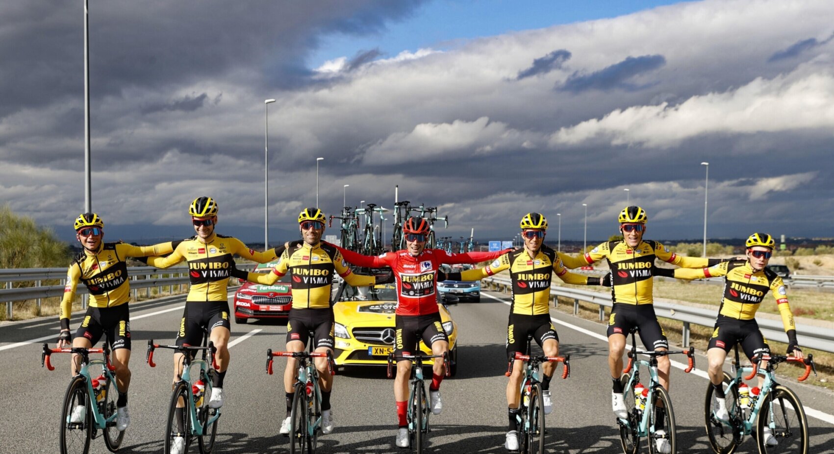 Team Jumbo Visma. Roglic Again Winner Of Vuelta A España