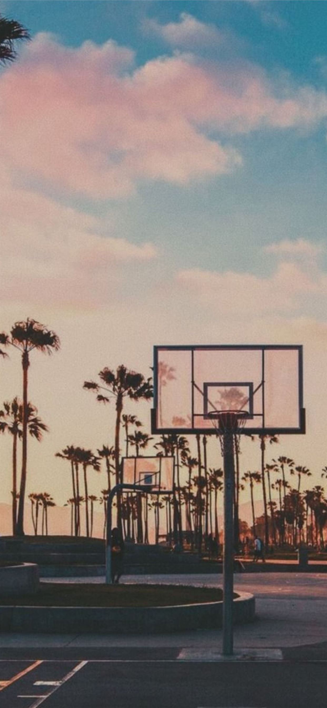 Los Angeles Aesthetic Top Free Los Angeles Aesthet. iPhone Wallpaper Free Download