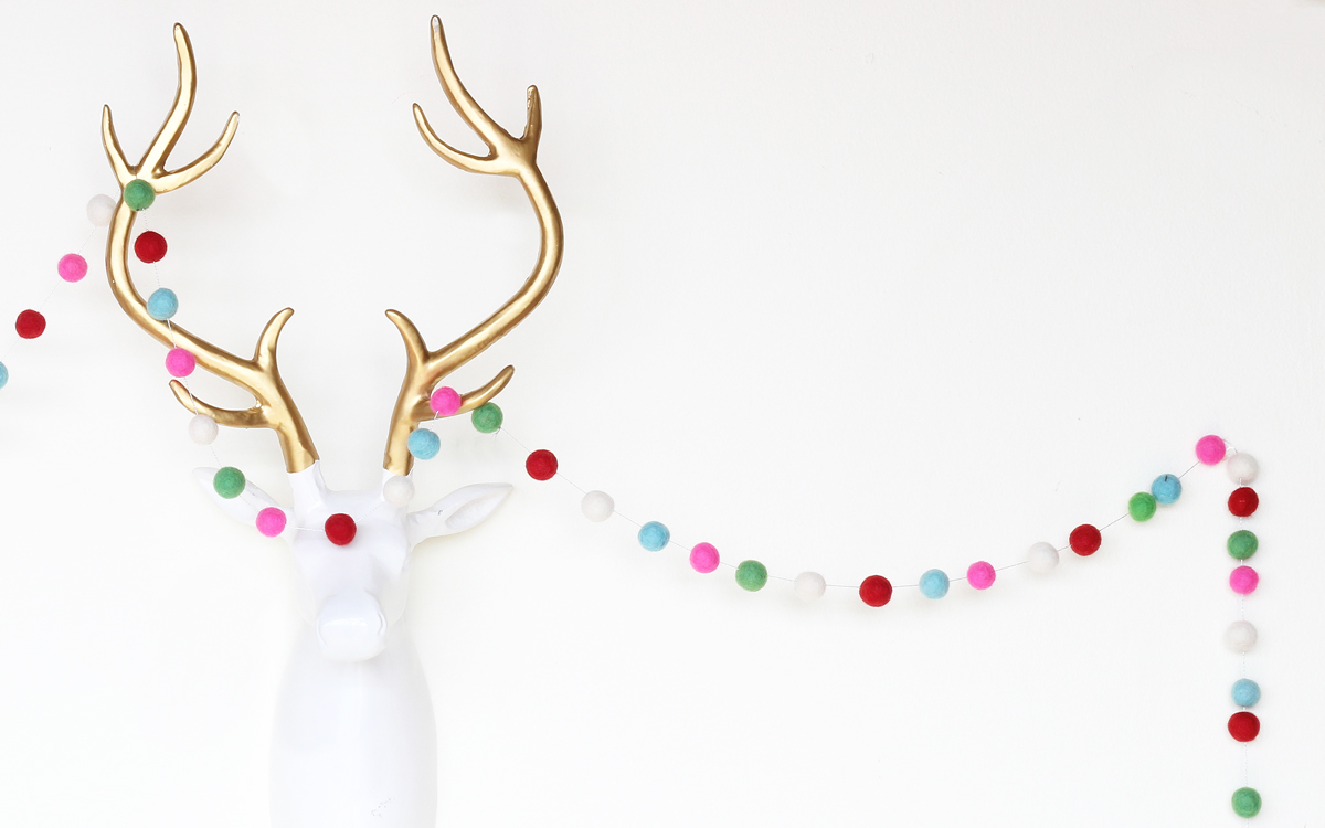 PRETTY TECH: free holiday desktop wallpaper download