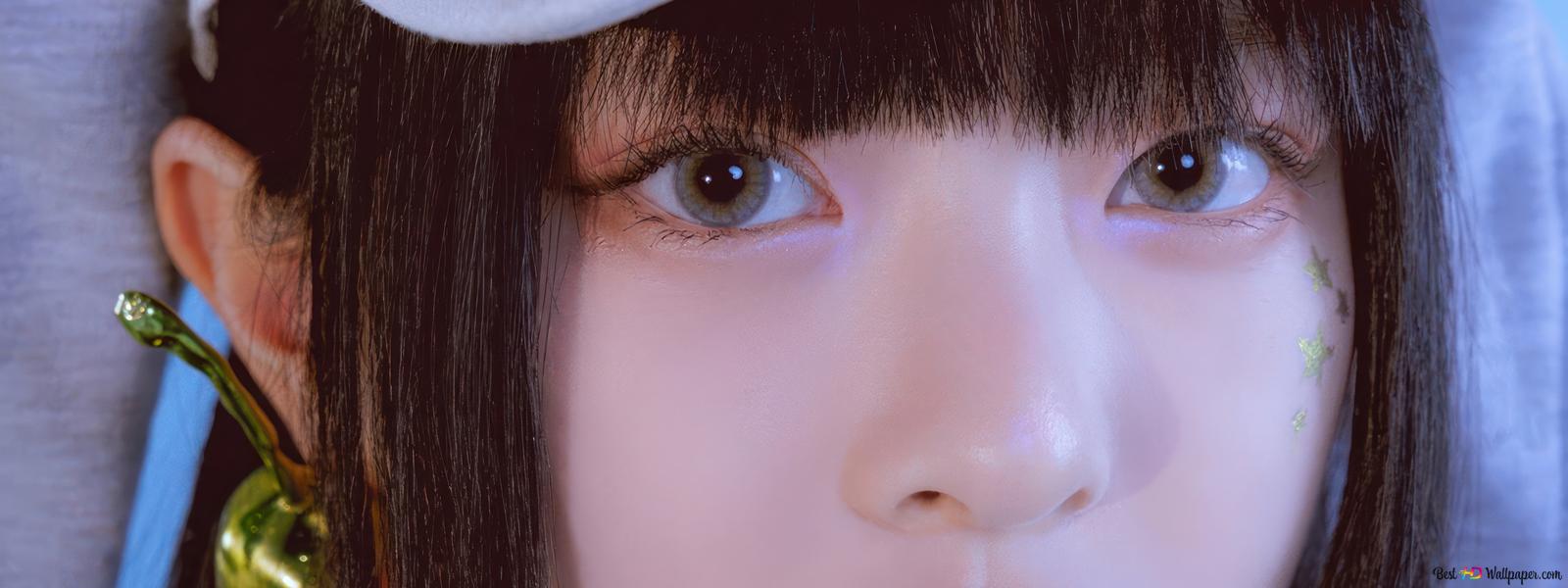 NewJeans' Hanni. OMG MV Shoot 4K wallpaper download