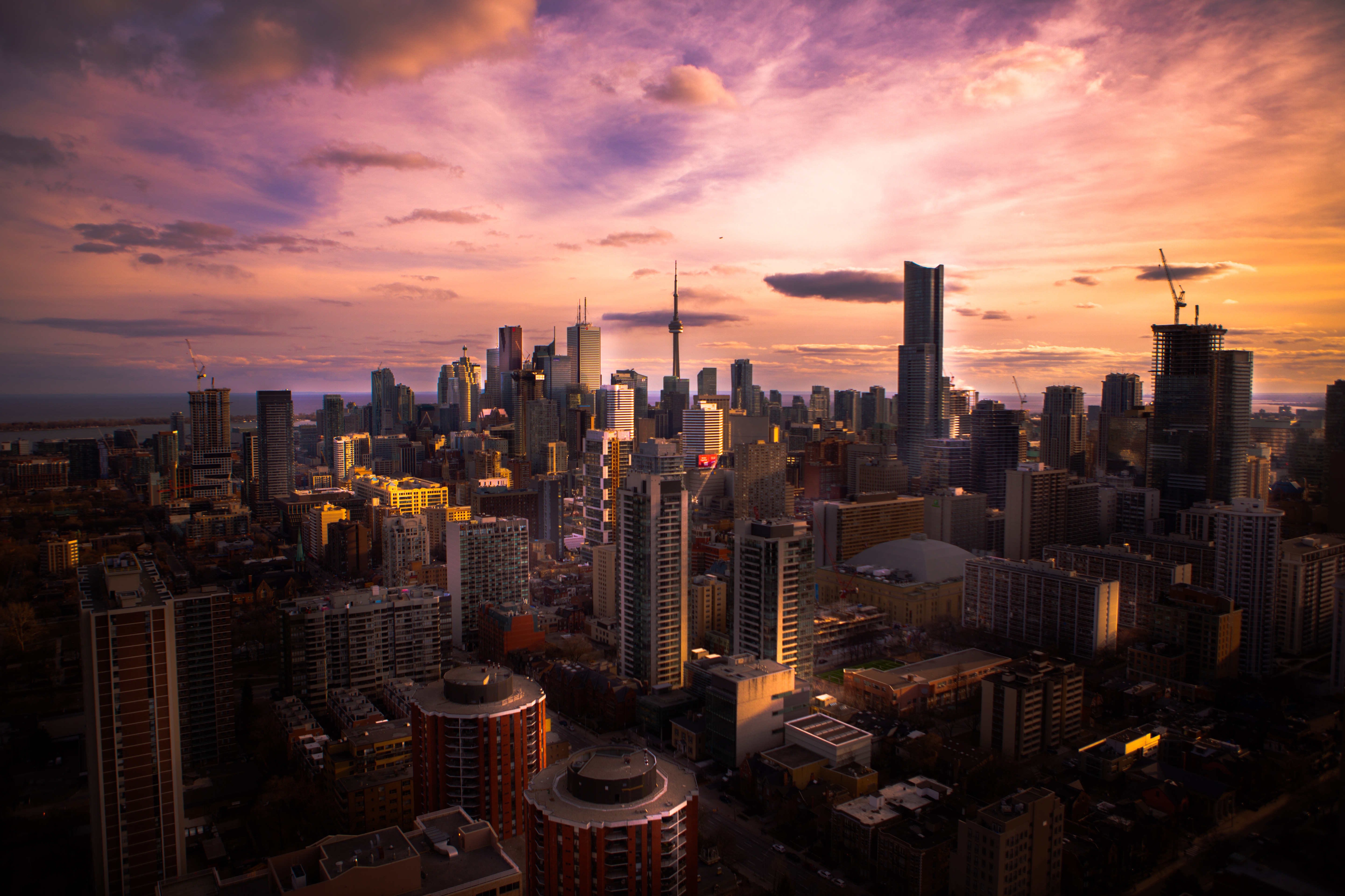 5760x3840 Free , purple, urban, toronto, rooftop, yellow, summer, city, cloudy, building, cloud, sunset, background, sky Gallery HD Wallpaper