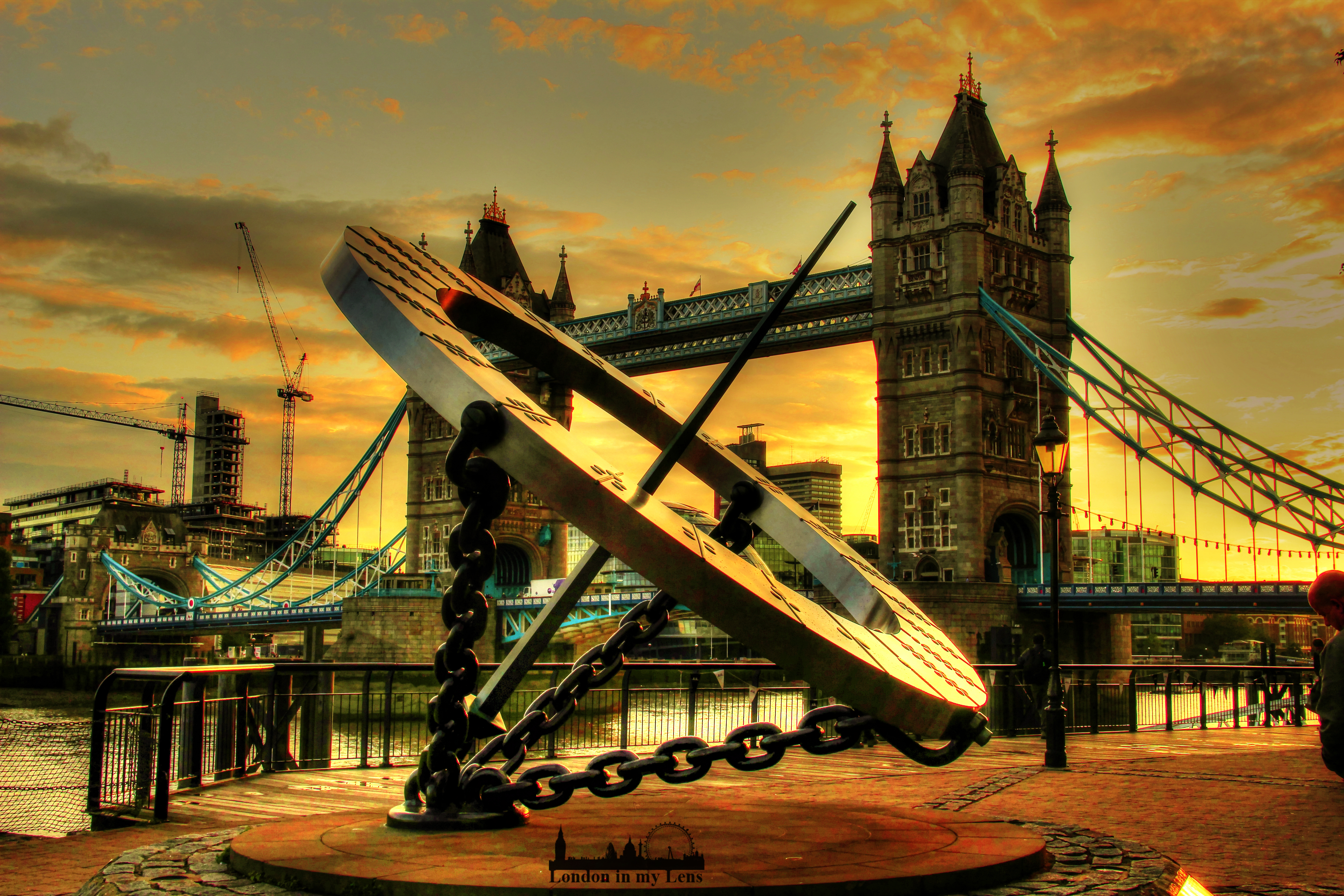 Wallpaper, sunset, city, cityscape, water, building, reflection, sky, clouds, skyline, evening, tower, flag, bridge, summer, Europe, dusk, metropolis, monument, navy, ART, travel, landmark, fineart, cityoflondon, londen, londres, urban area, tourist