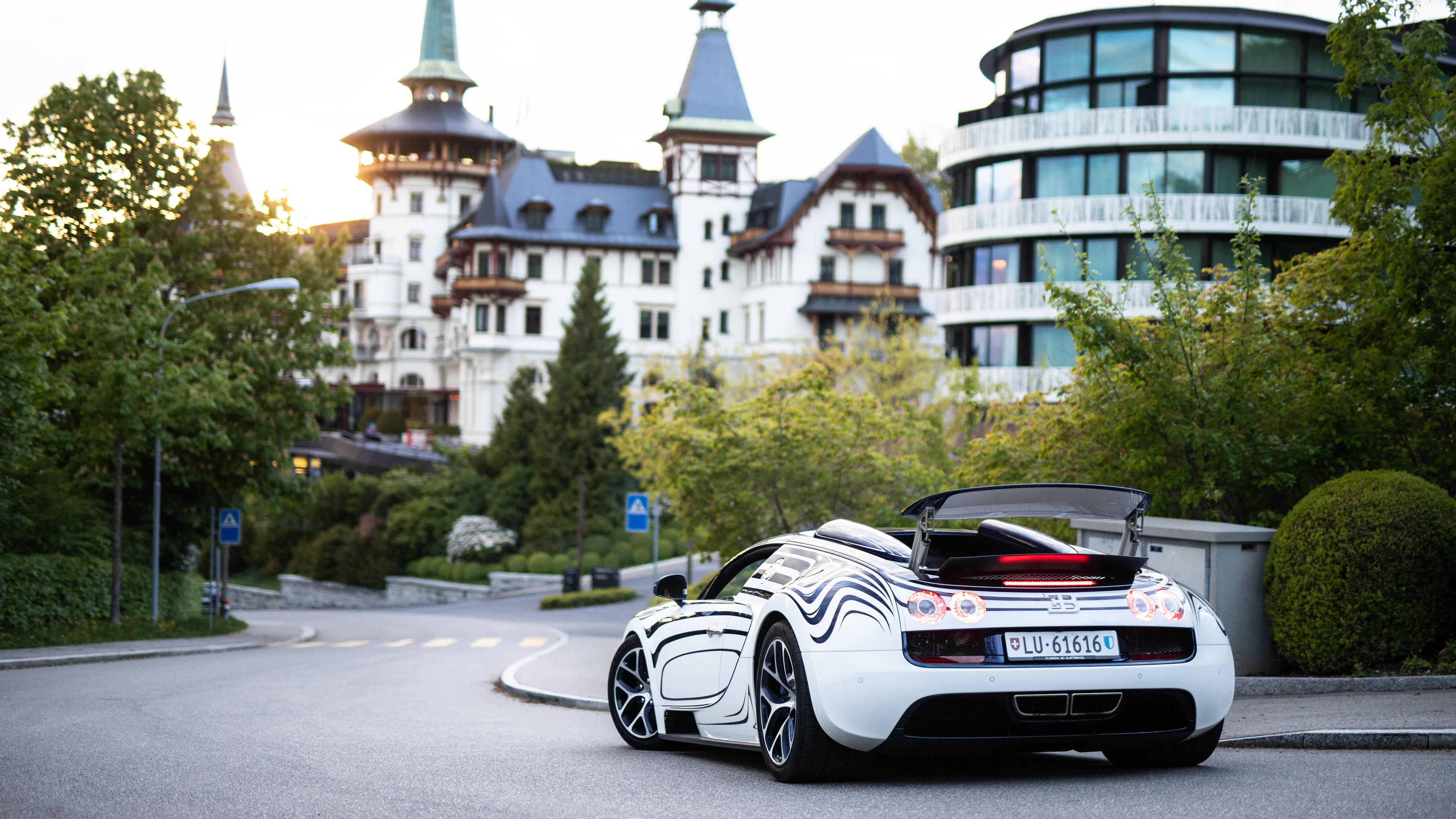 Wallpaper 4k Bugatti Veyron Grand Sport Roadster Rear 4k Wallpaper