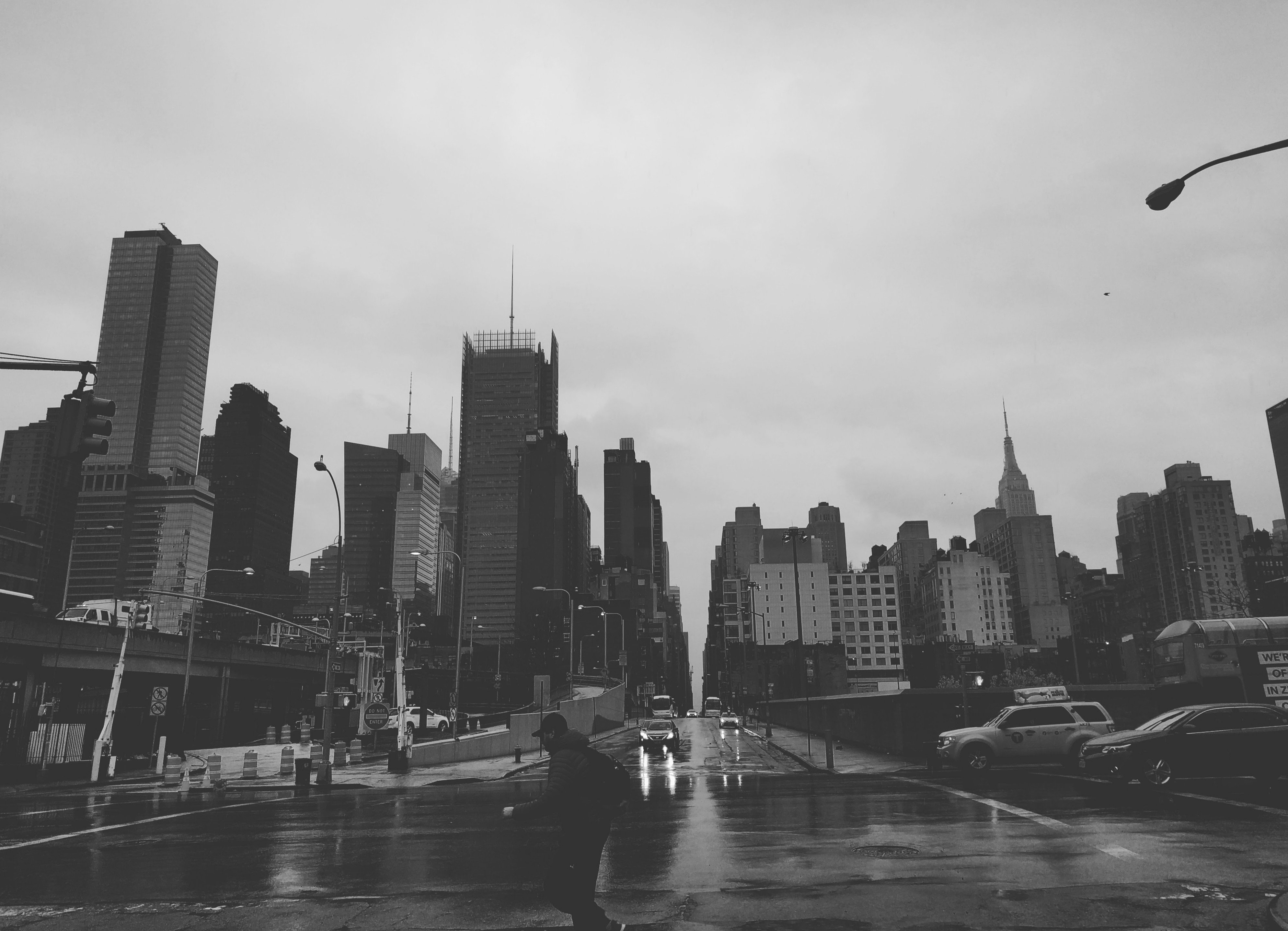 New York City black 4K wallpaper