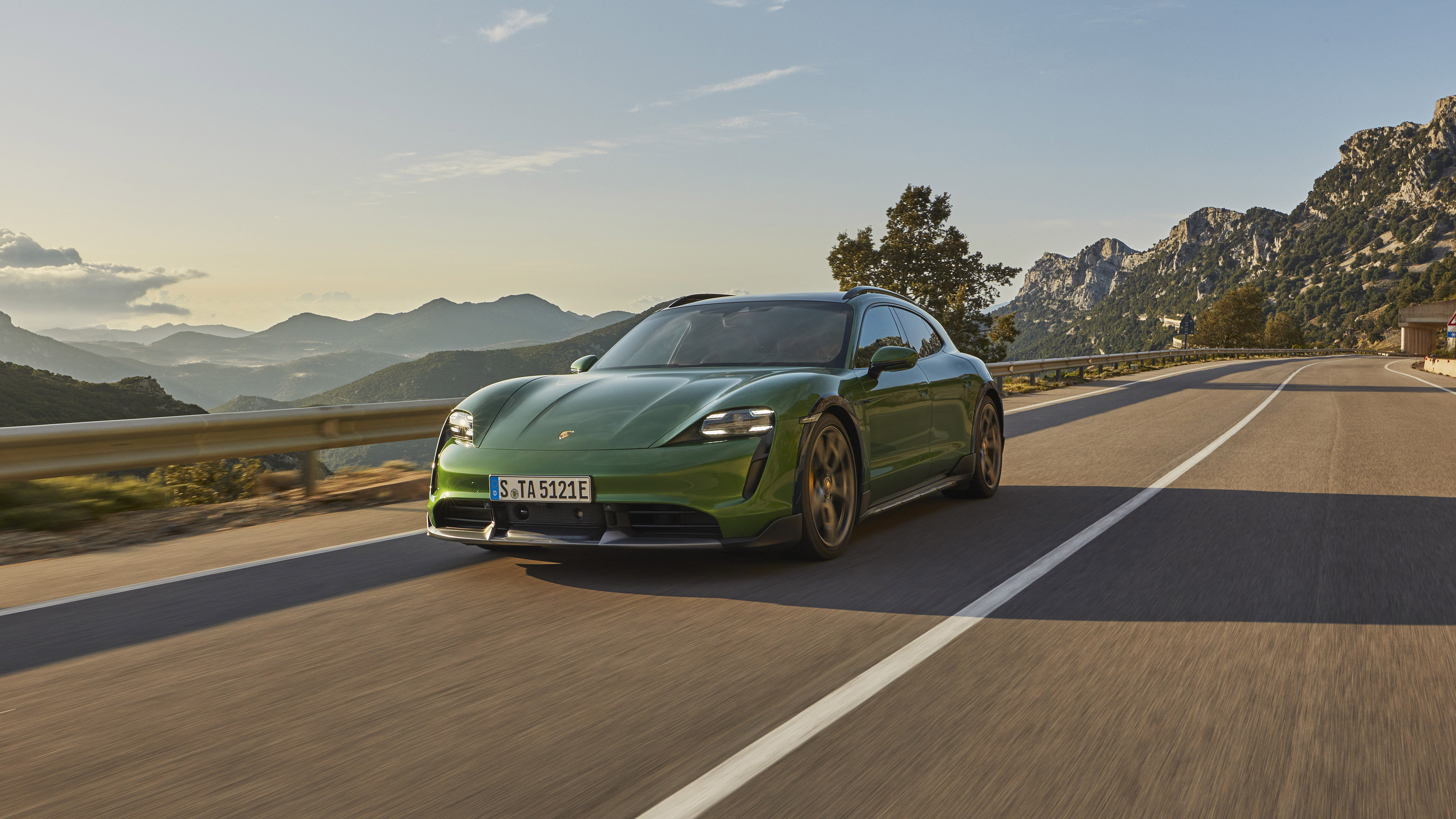 Porsche Taycan Turbo S 4K, Sport Car, Green Car, Porsche Taycan, Porsche Gallery HD Wallpaper