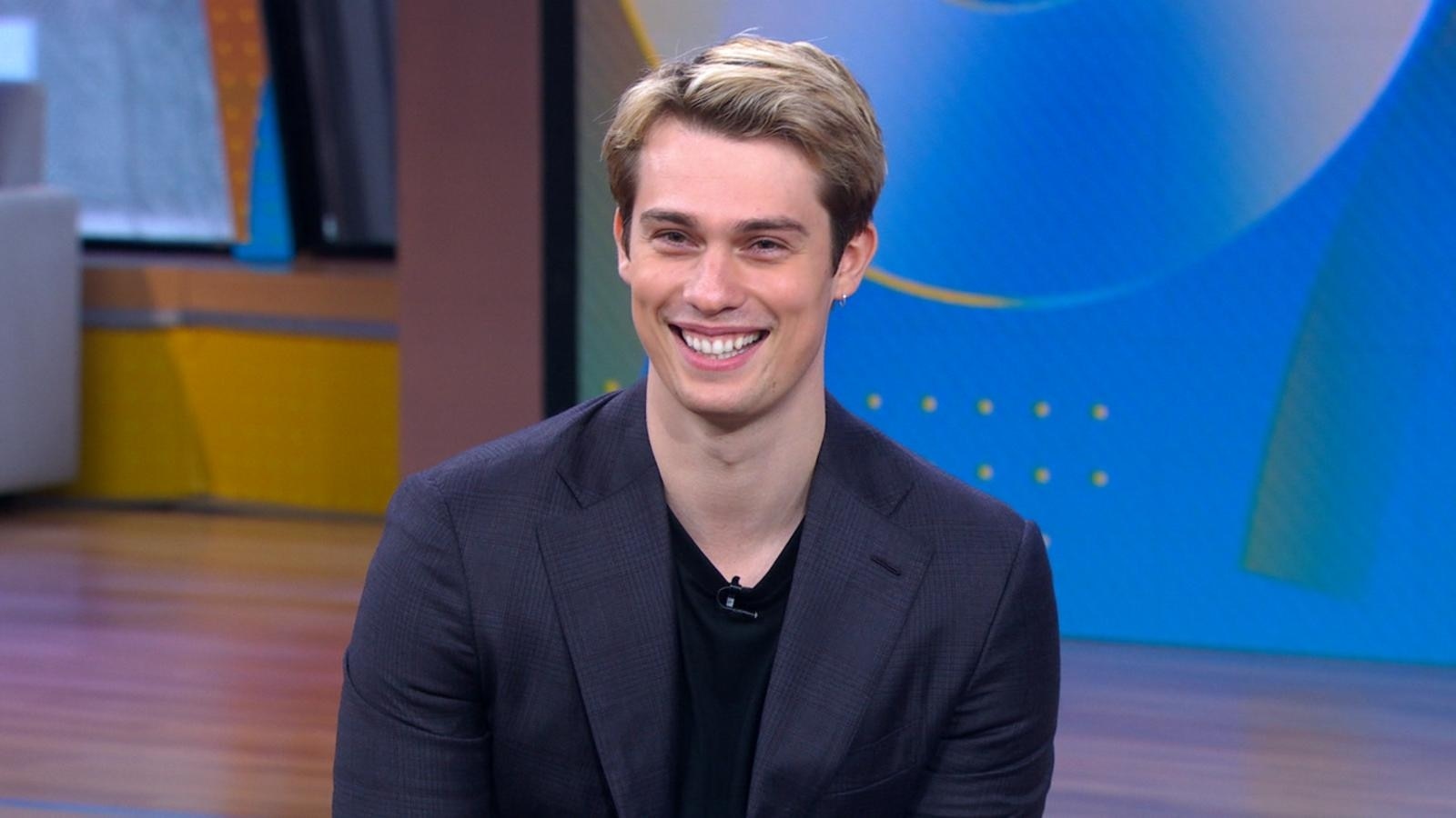 Video Actor Nicholas Galitzine dishes on hit romantic drama, 'Purple Hearts'