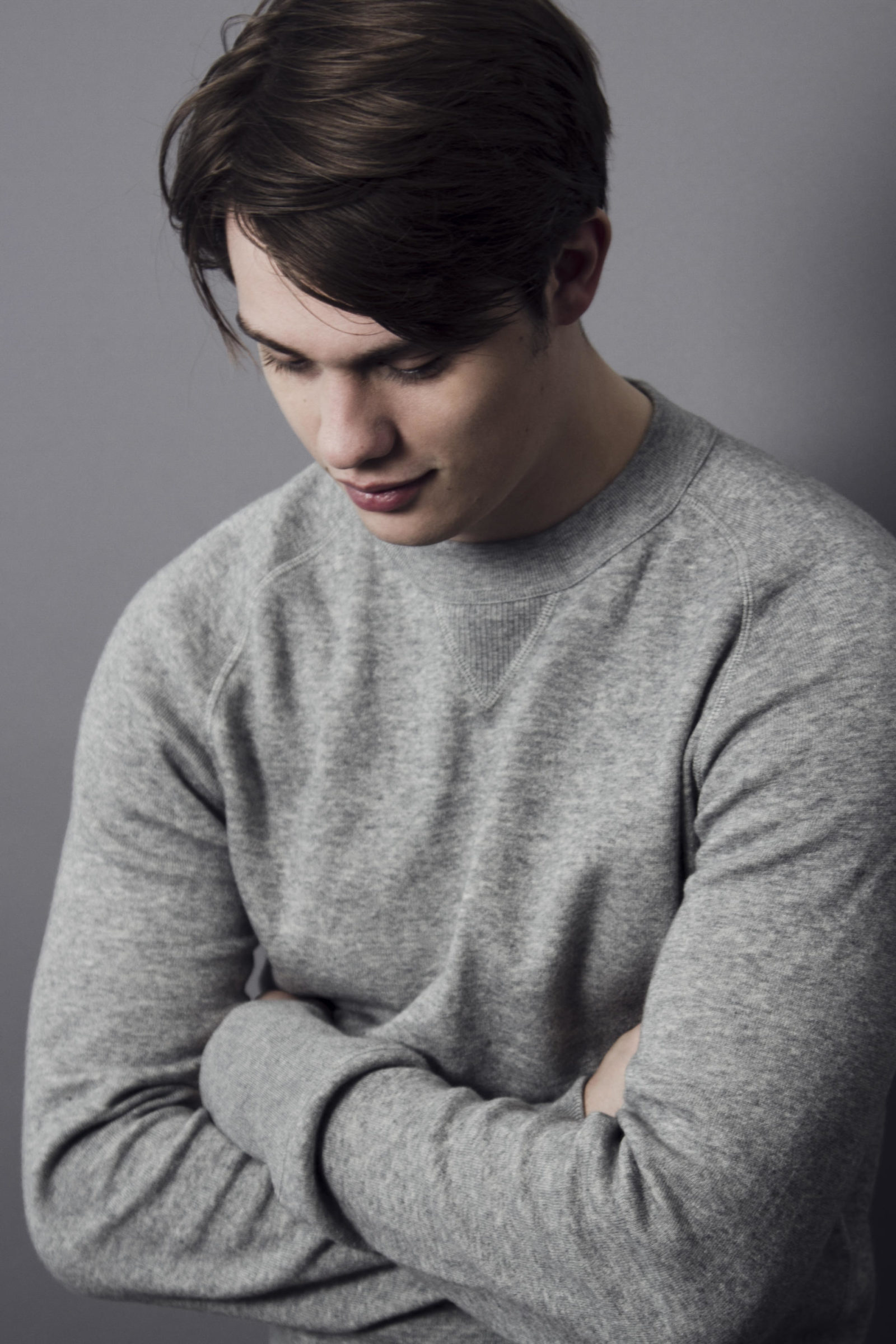 Nicholas Galitzine iPhone Wallpaper