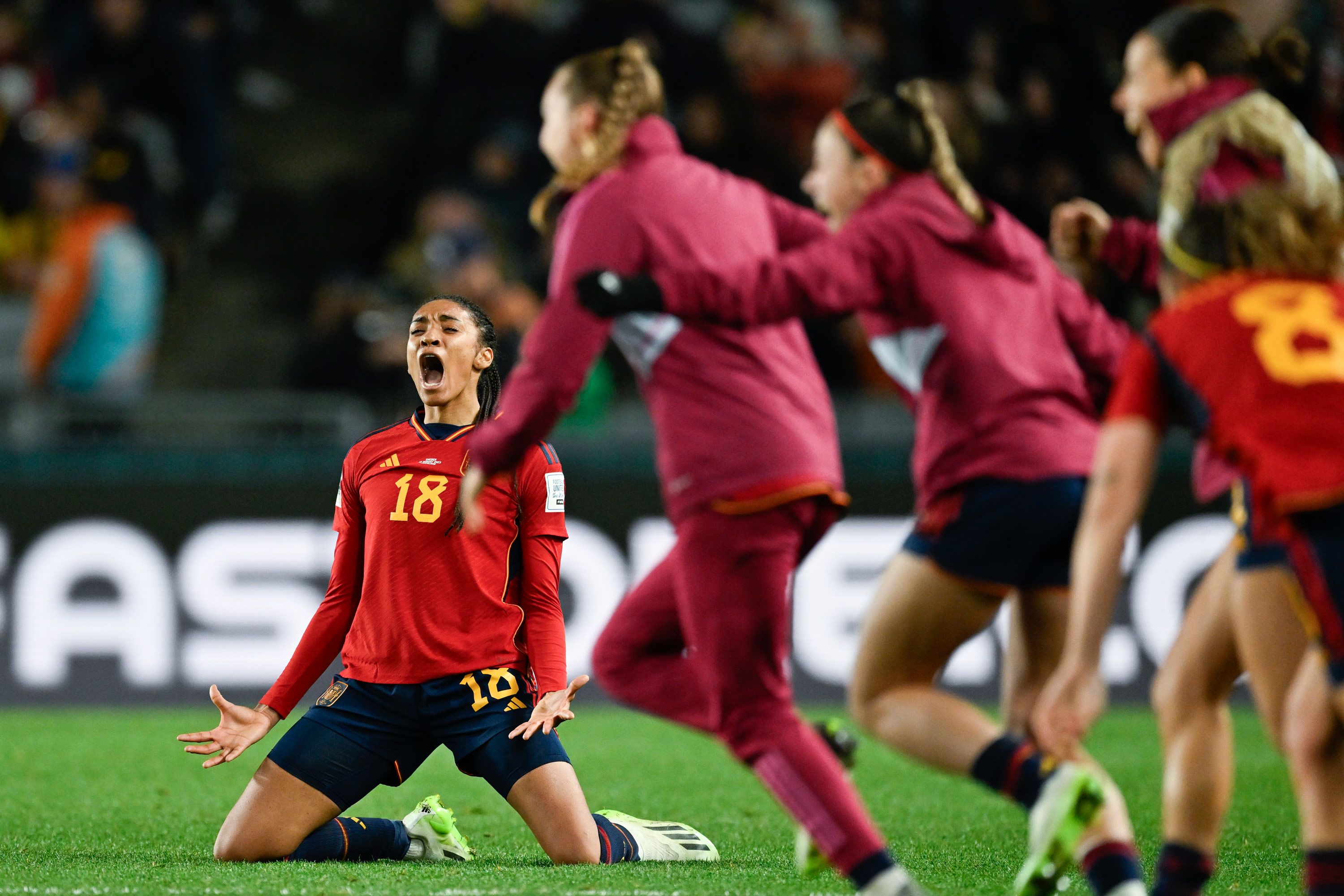 Women's World Cup: Spain win sparks outpouring of emotion after reaching first final