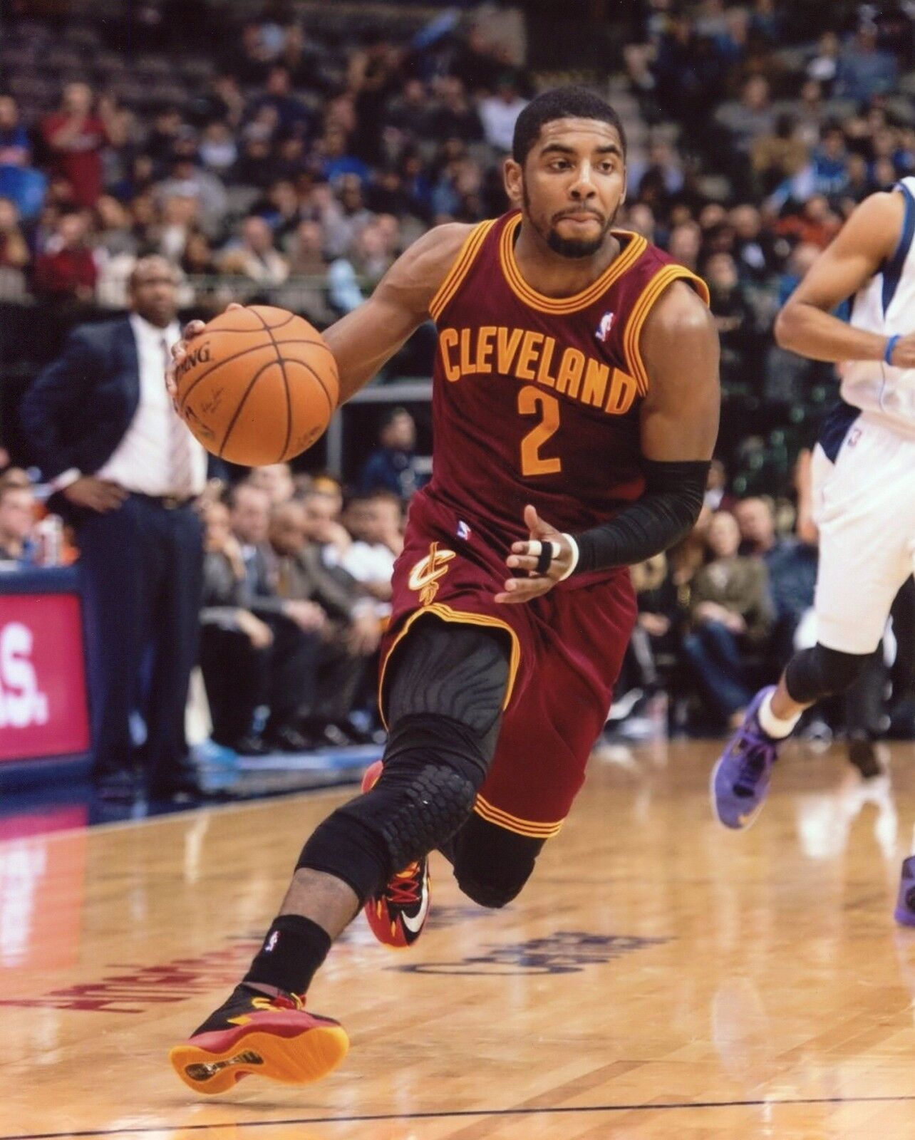 KYRIE IRVING CLEVELAND CAVALIERS 8X10 SPORTS PHOTO (EE)