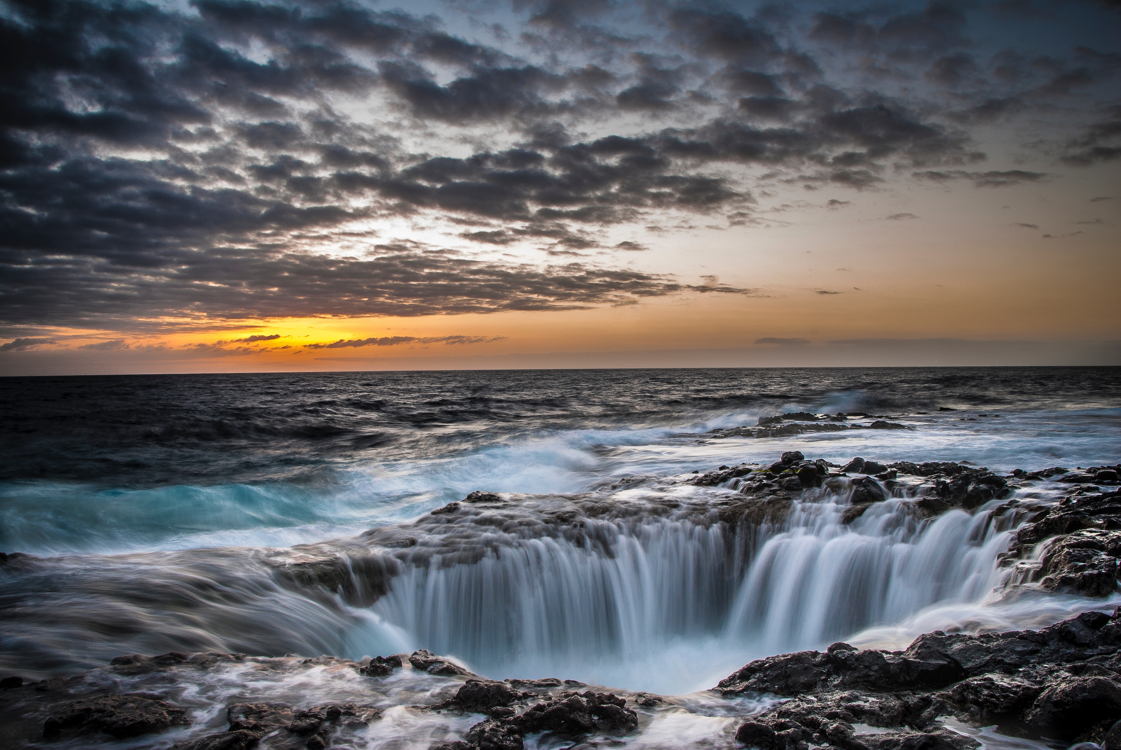 3872x2592 waterfall, hole, cool background, long exposure, sunset, wallpaper, nature, wafe, rock, sky, cool wallpaper, stone, cloud, sea, ocean, coast, water, sun, sunrise, sundown, PNG image Gallery HD Wallpaper