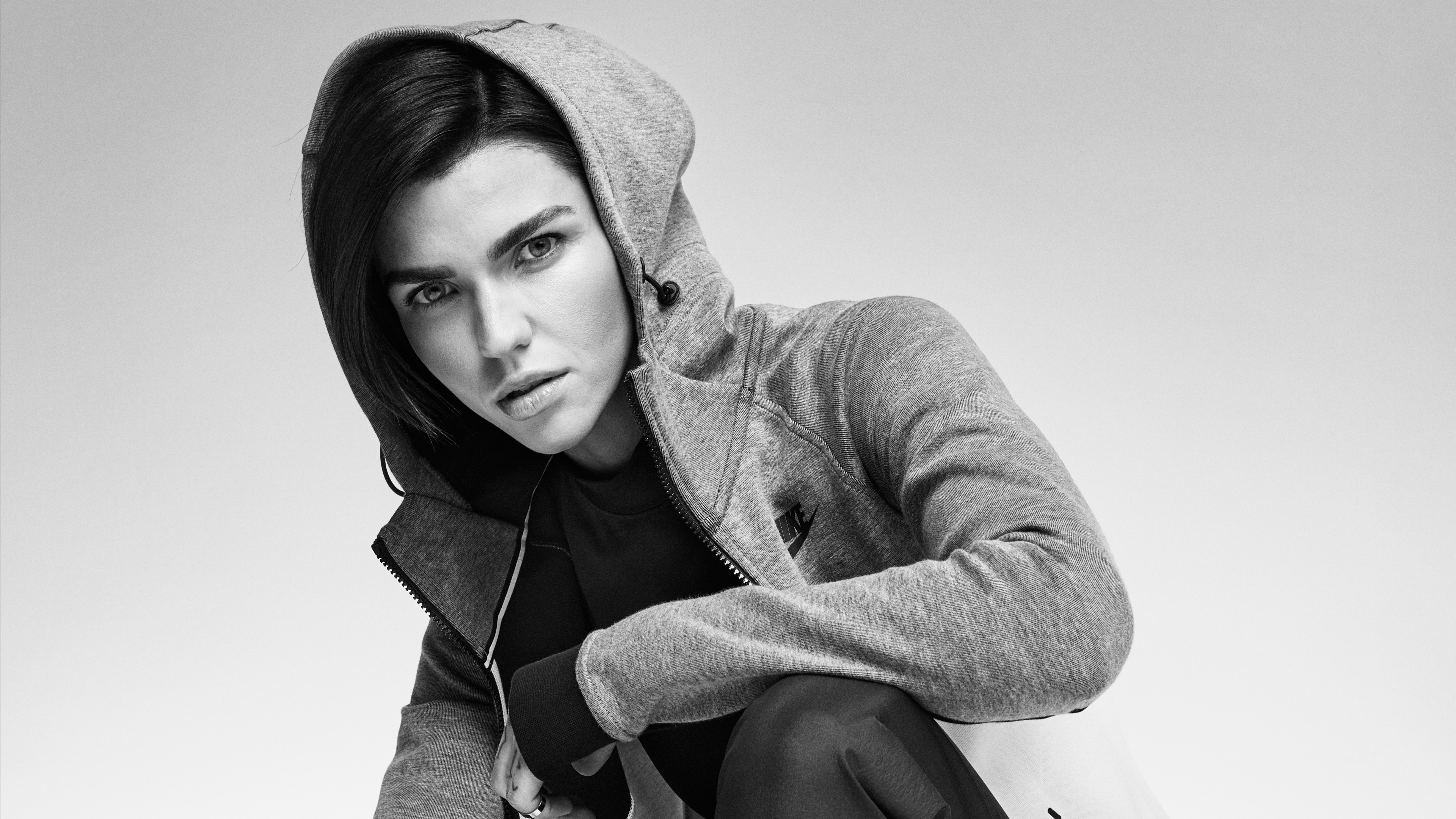 Wallpaper 4k Ruby Rose Nike Wallpaper