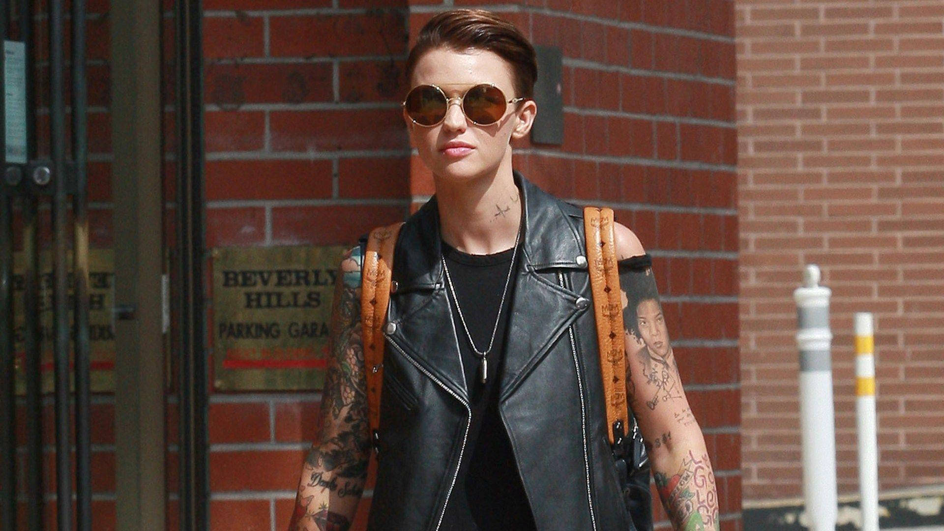 Download Casual Look Of Ruby Rose Wallpaper