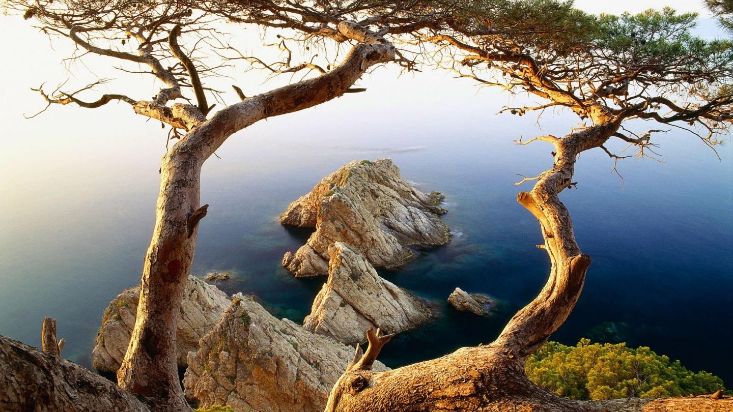 Costa Brava In Spain Wallpaper. 照片图像