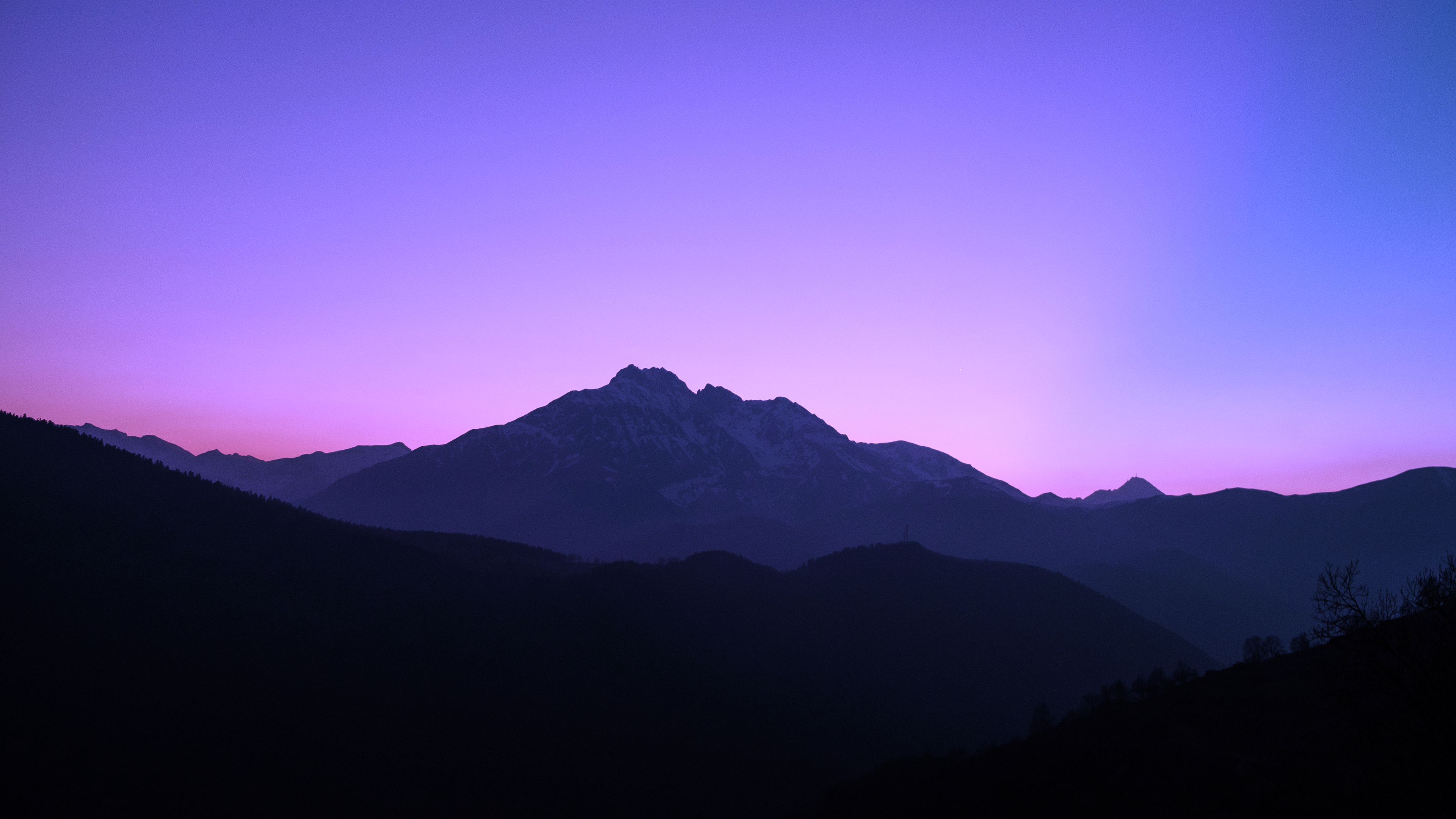 Colorful Purple Mountains ( 3840 x 2160)