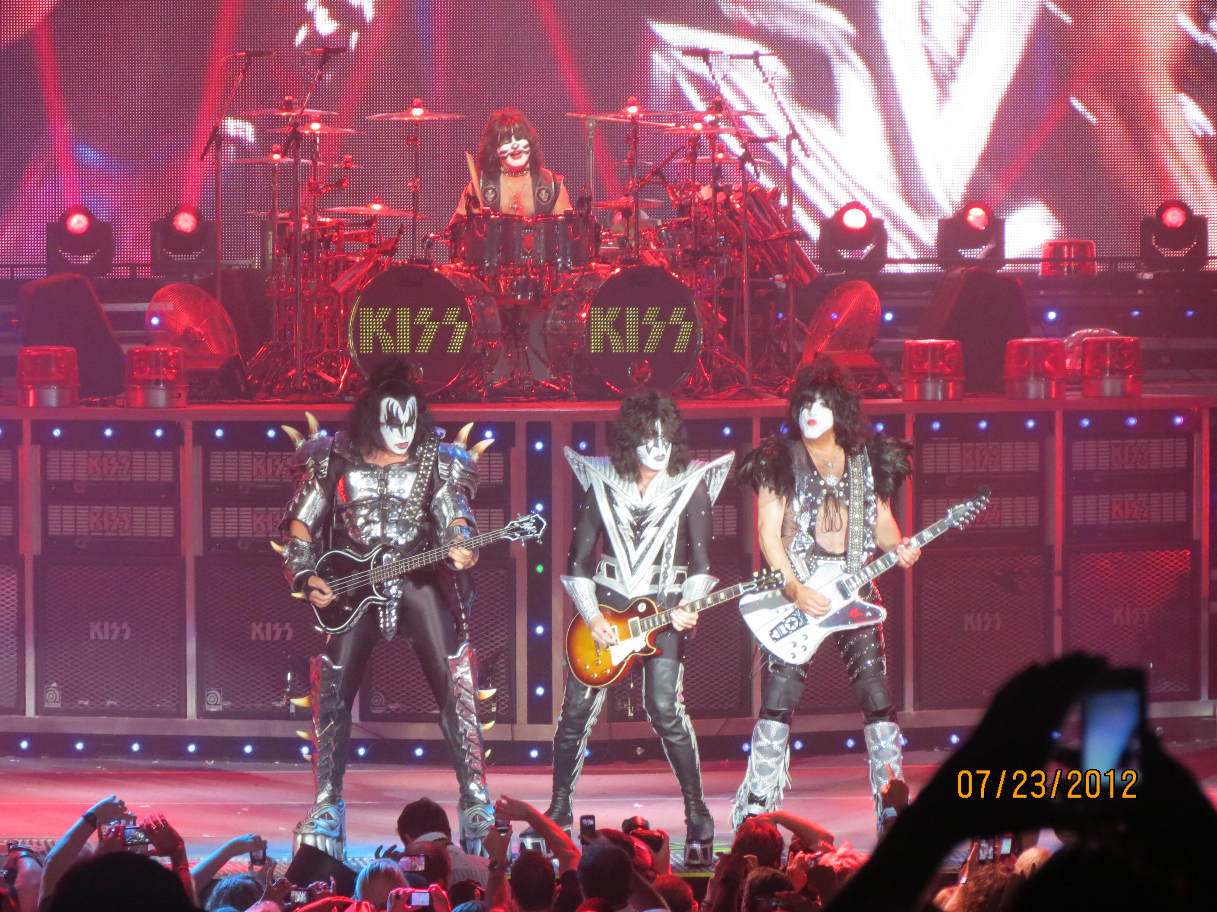 Free download Kiss heavy metal rock bands concert guitar q wallpaper background [4000x3000] for your Desktop, Mobile & Tablet. Explore Kiss Concert Wallpaper. Kiss Wallpaper, Wallpaper Kiss, Kiss Wallpaper