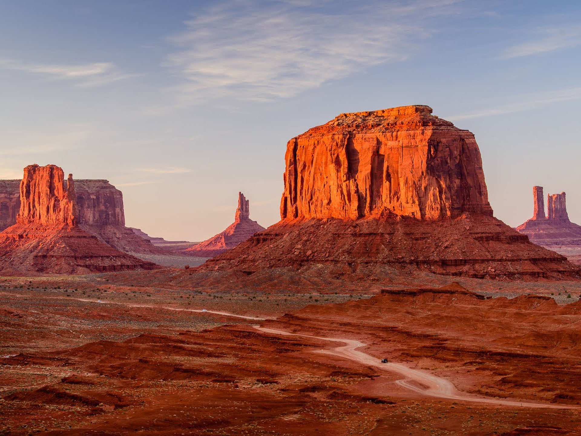 Beautiful HD Wallpaper Desert Barren Area With Red Sandstones Time Monument Valley Navajo Tribal Park Arizona Usa 2560x1440, Wallpaper13.com
