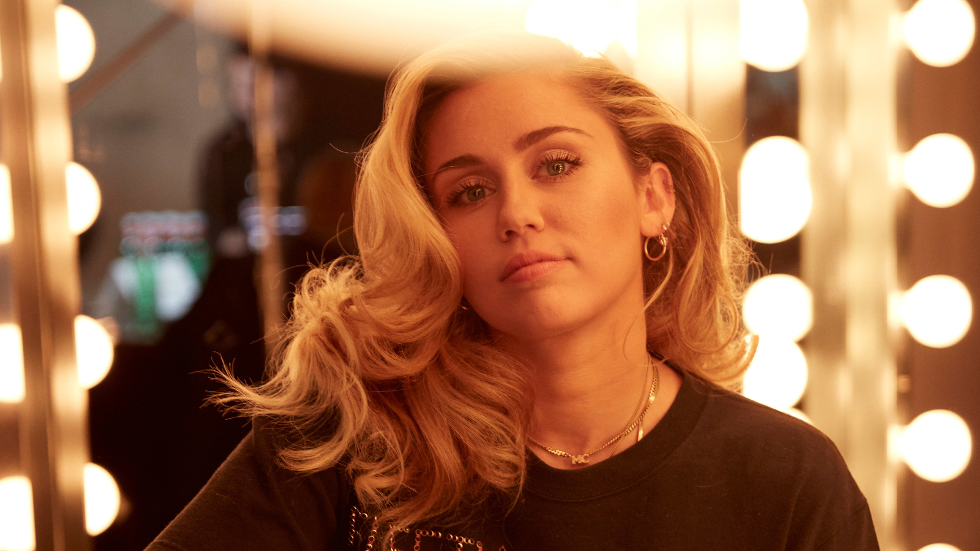 Wallpaper 4k Miley Cyrus 2019 4k Wallpaper