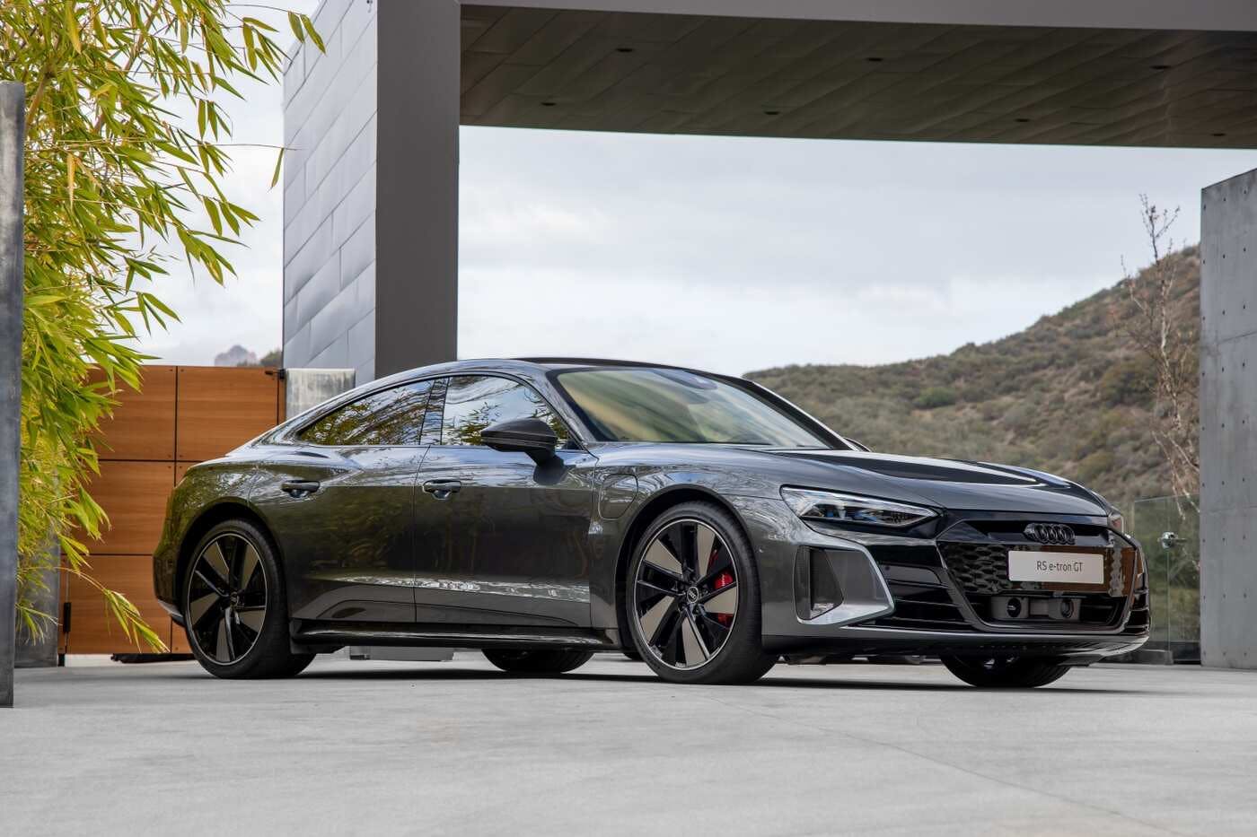 2023 Audi RS E Tron GT Review. Pricing, Trims & Photo